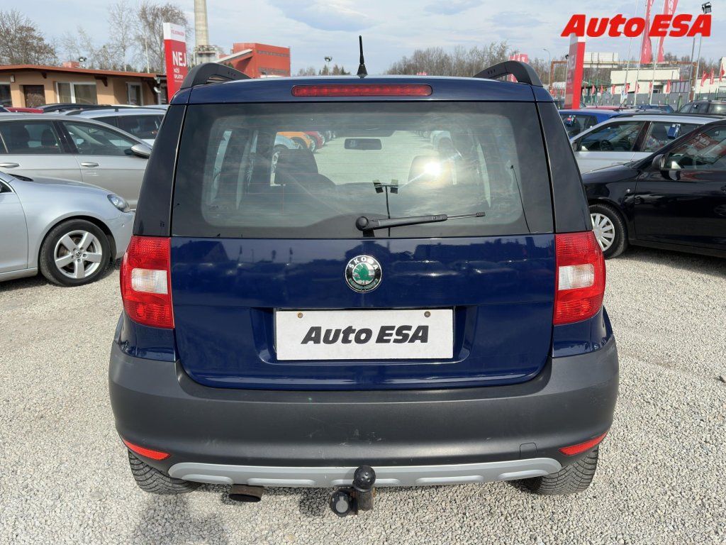 Škoda Yeti, 1.2i,STK2/28 - fotka 5