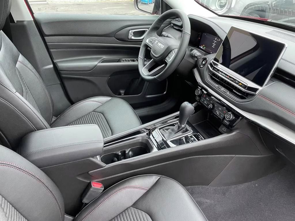 Jeep Compass, 1.3 E-HYBRID HIGH ALTITUDE - fotka 6