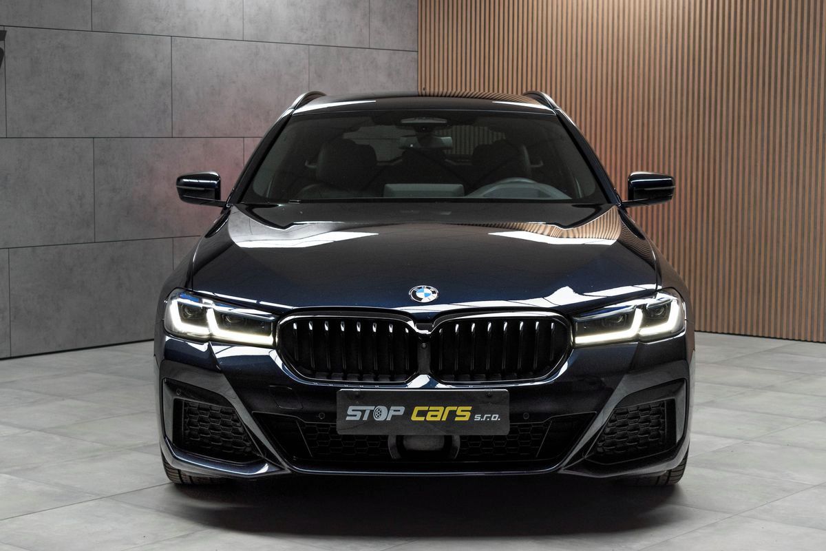 BMW Řada 5, 530d xD ///M*LASER*TAŽNÉ*ČR 1M - fotka 2