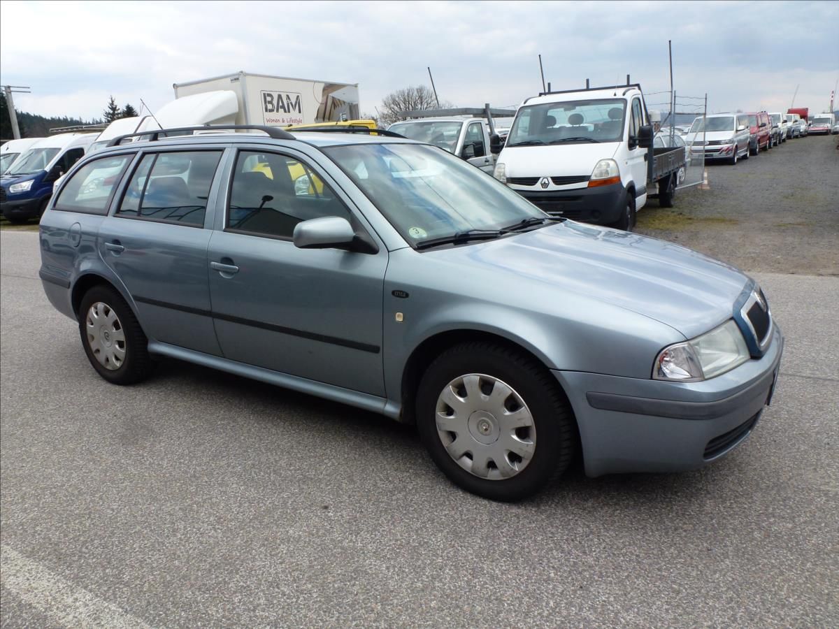 Škoda Octavia, 1,9 TDI 81KW Tažné zařízení - fotka 5