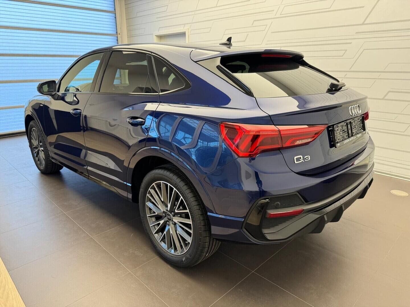 Audi Q3, SB S line quattro 40 TDI 142 k - fotka 3