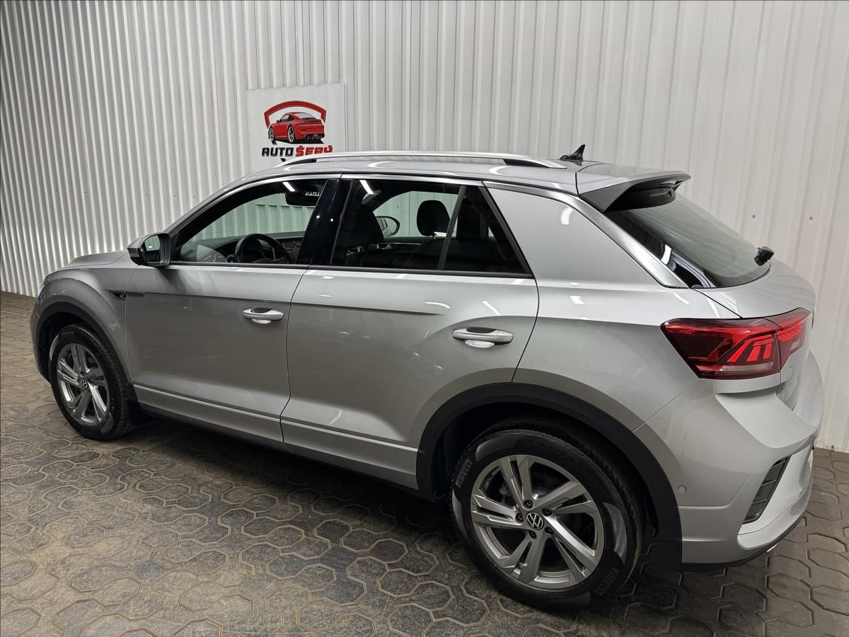 Volkswagen T-Roc, R-LINE ACC NEZ-TOP 2XALU DPH - fotka 5