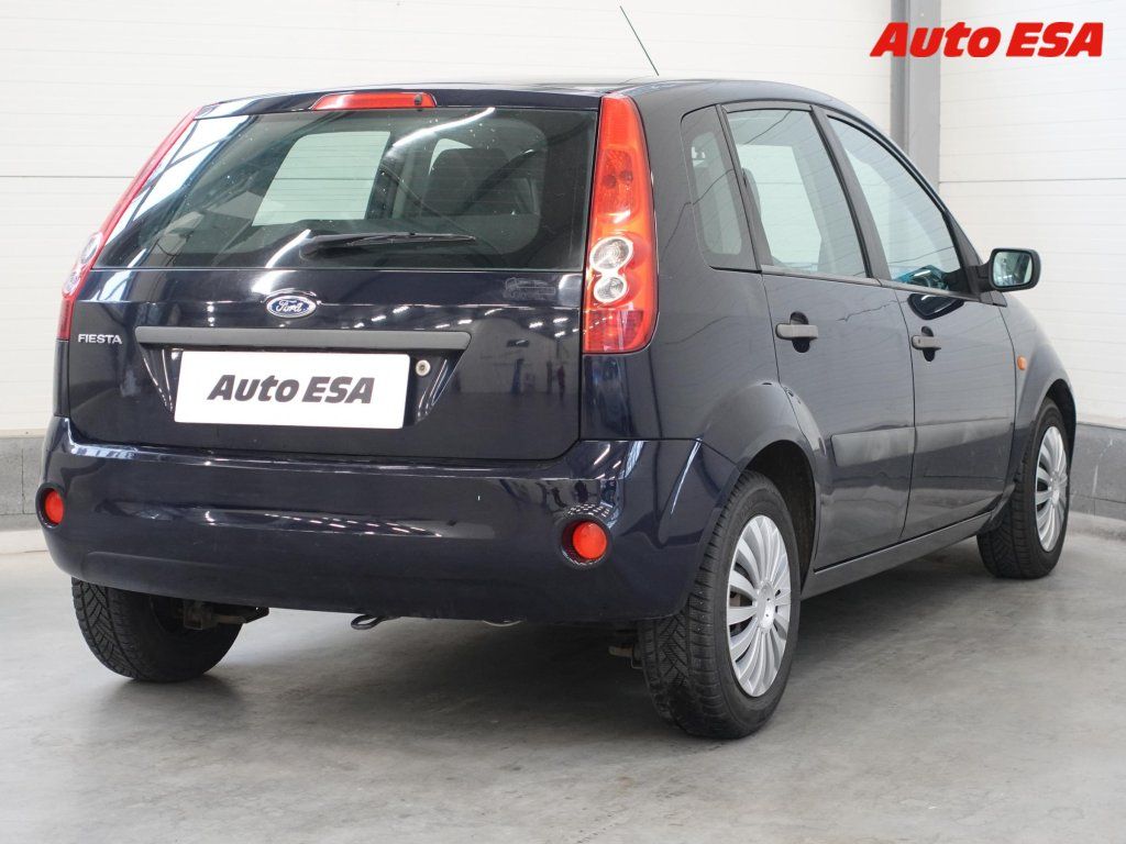 Ford Fiesta, 1.3i,2.maj,ČR,AC,STK2/28 - fotka 4