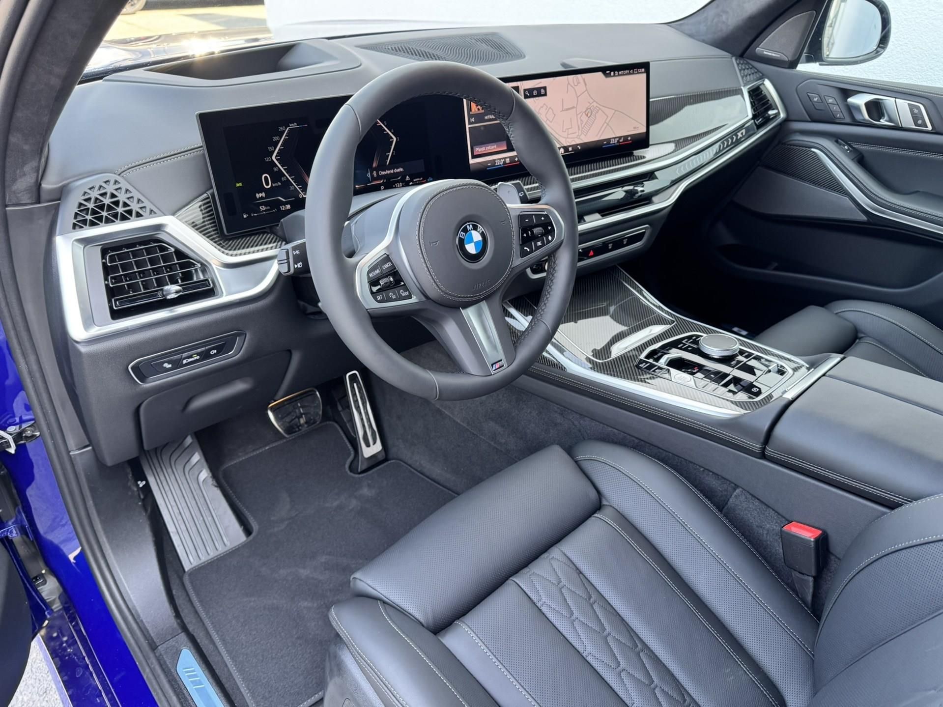 BMW X7, X7 xDrive40d - fotka 5