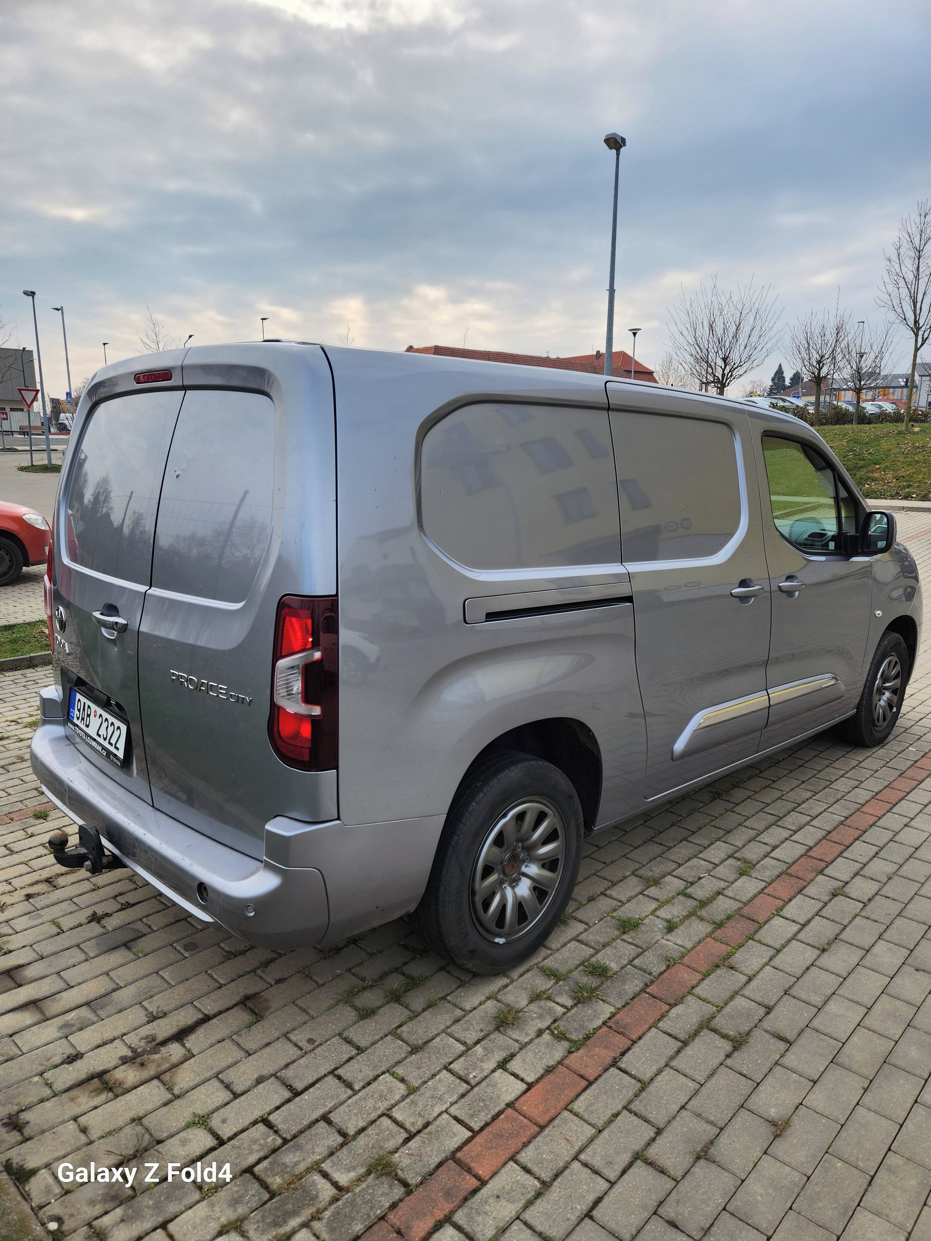 Toyota Proace City, 1.5 D 96Kw ,Automat, záruka. - fotka 4