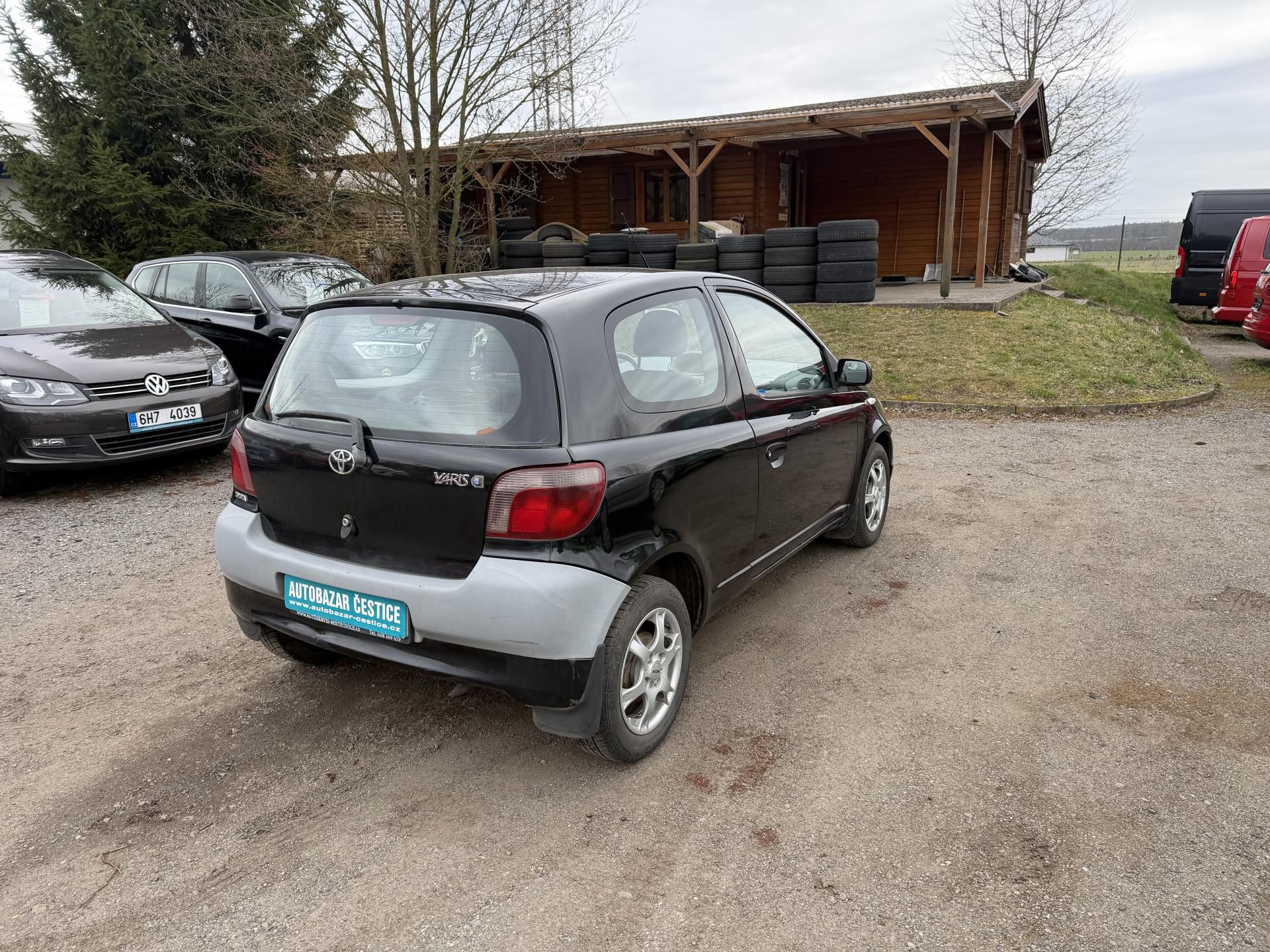 Toyota Yaris, 1.0i - fotka 6