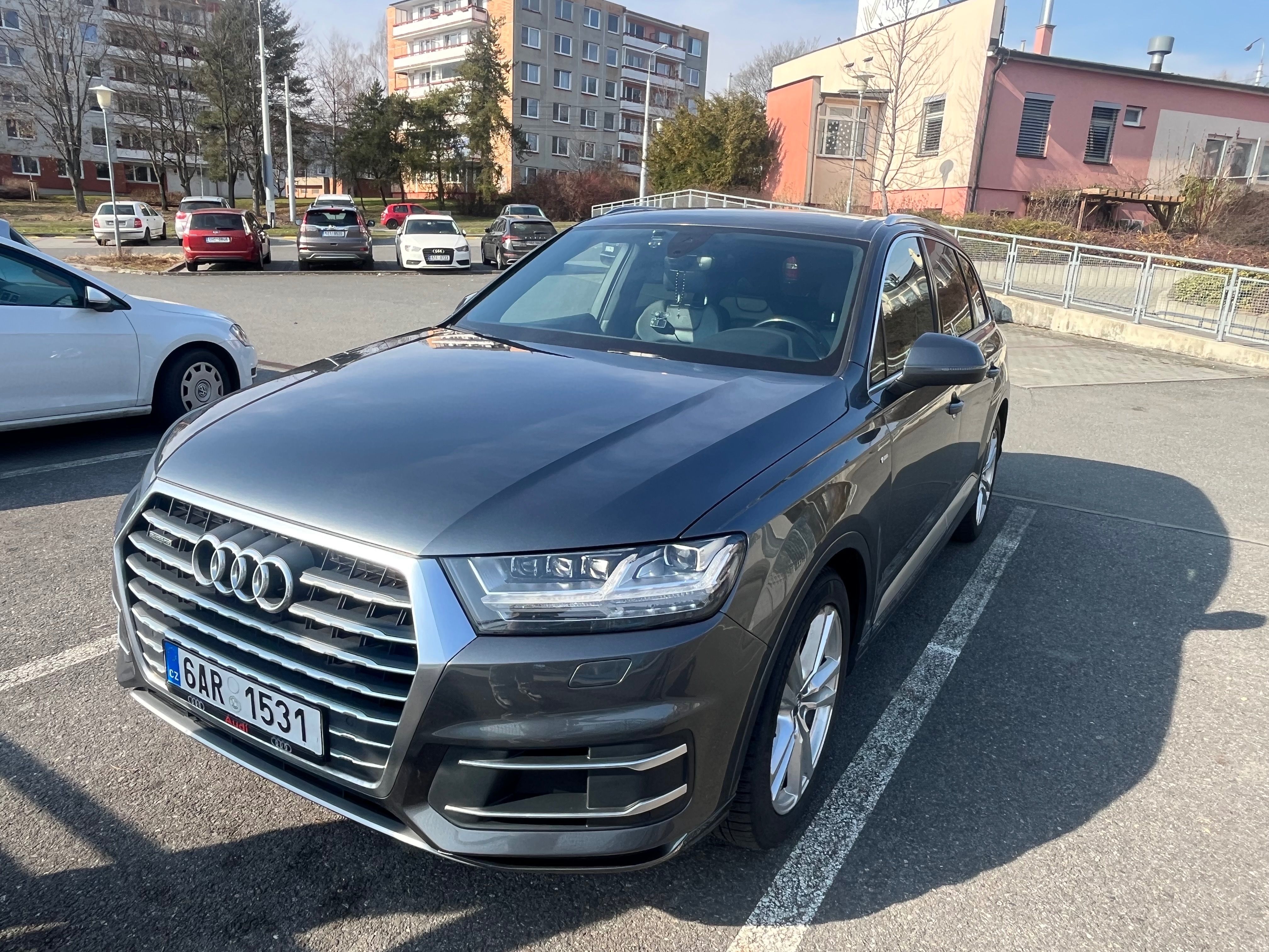 Audi Q7, 3.0TDI - fotka 2