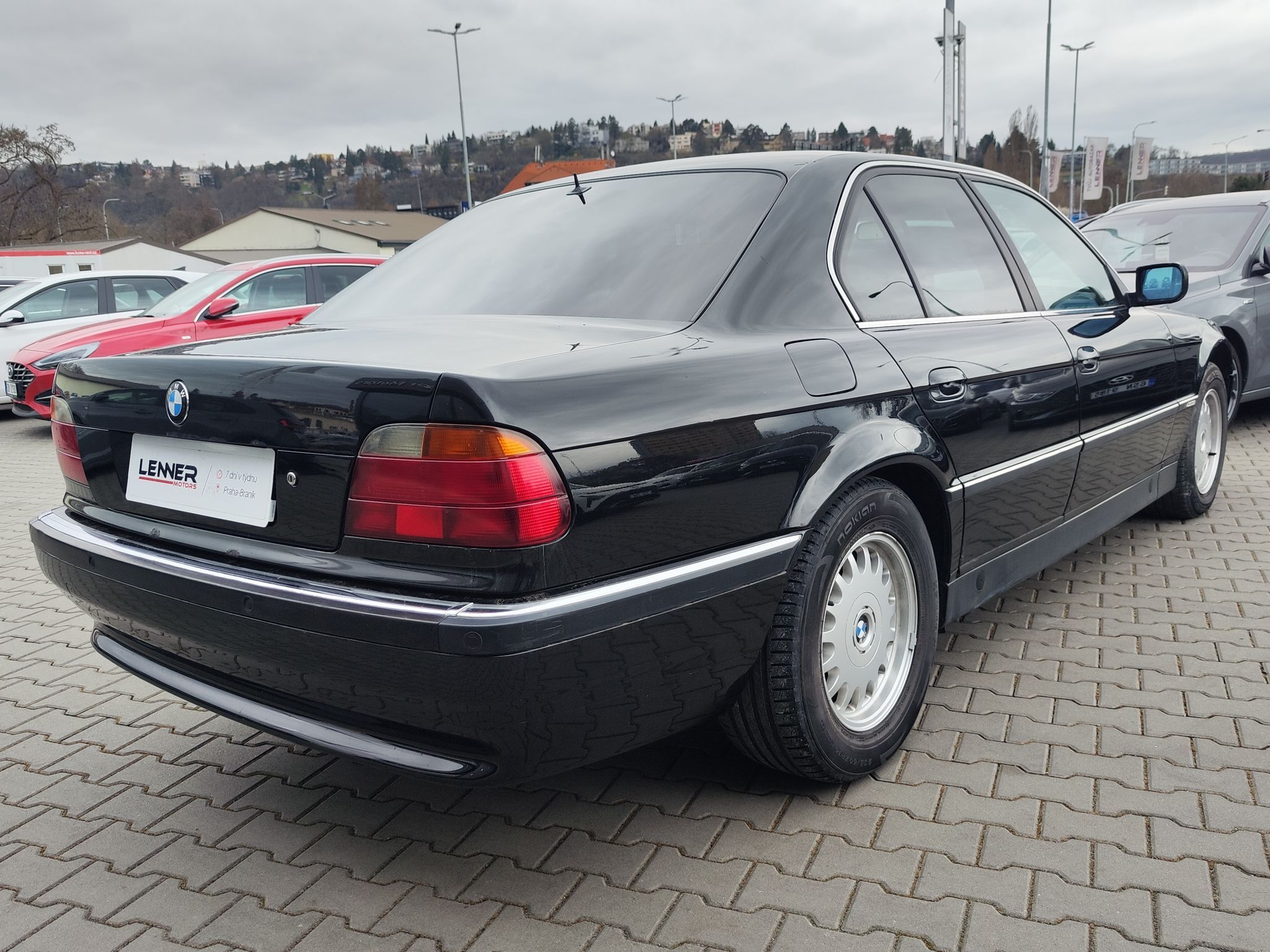 BMW Řada 7, 728i/142kW E38 AT - fotka 5