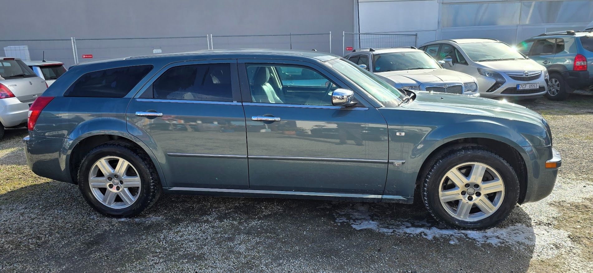 Chrysler 300C, 3,5 V6 4x4 - fotka 3