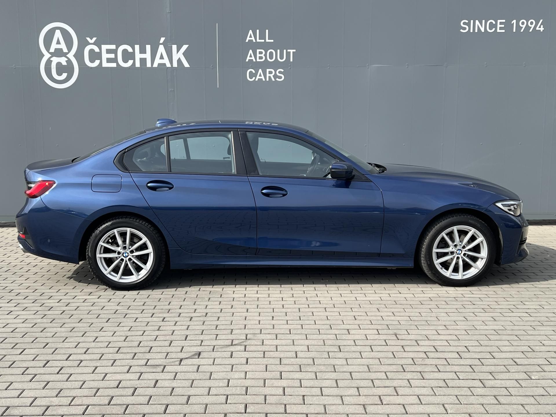 BMW Řada 3, 2.0d*Xdrive 4x4*140Kw* - fotka 4