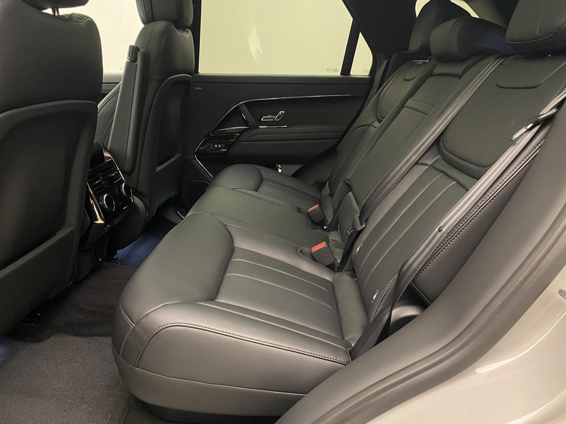 Land Rover Range Rover Sport, D300 DYNAMIC HSE AWD AUT - fotka 6