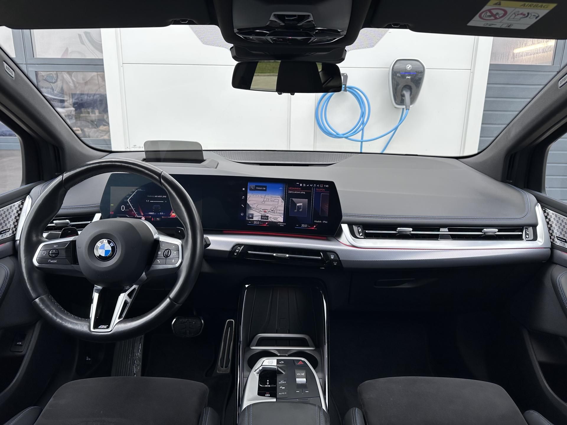 BMW Řada 2, 218i ActiveTourer M-Sport - fotka 6