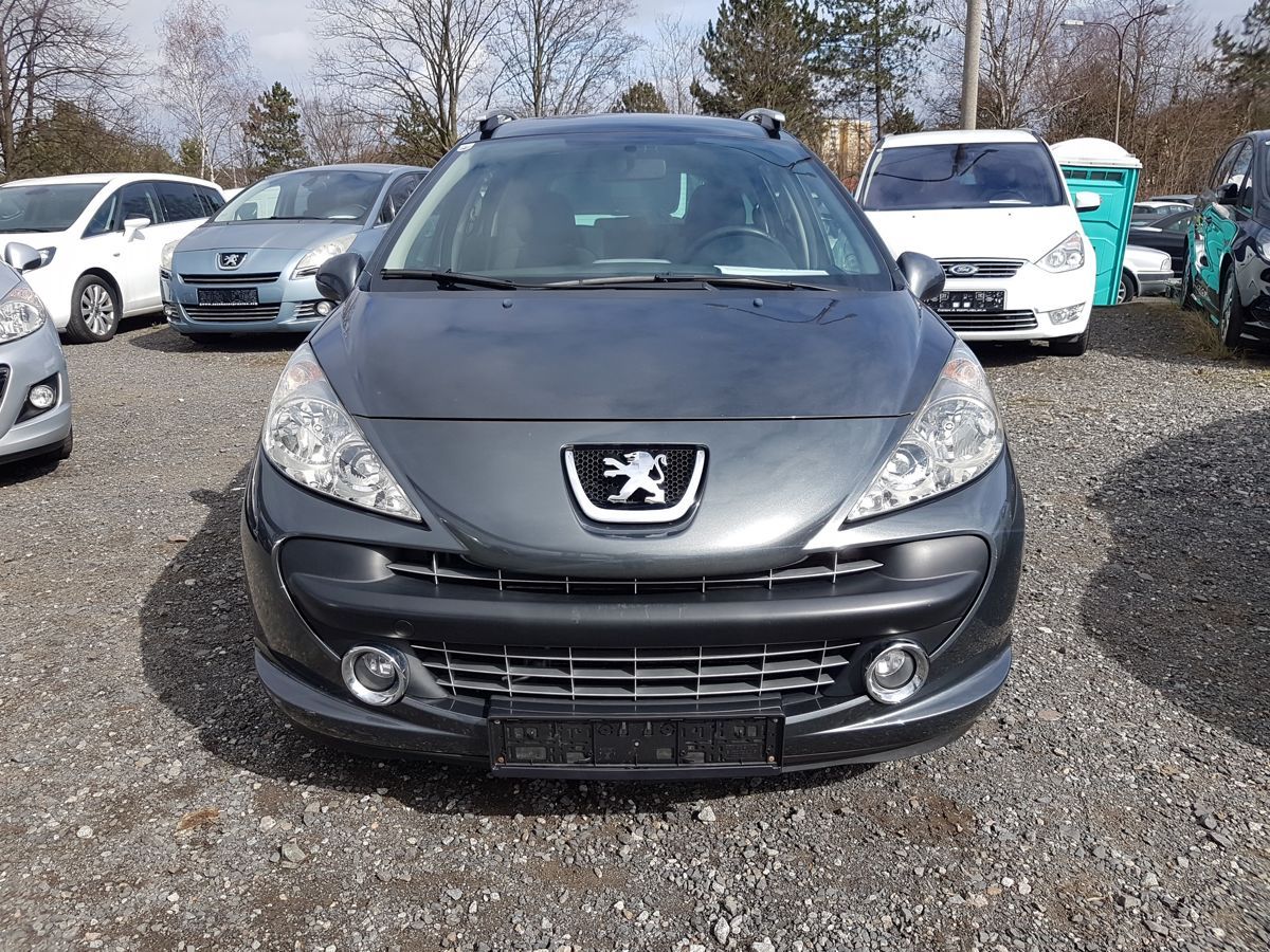 Peugeot 207, SW 1.6HDi 66KW PANORAMA - fotka 2