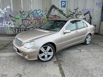 Mercedes-Benz W203 C220 cdi
