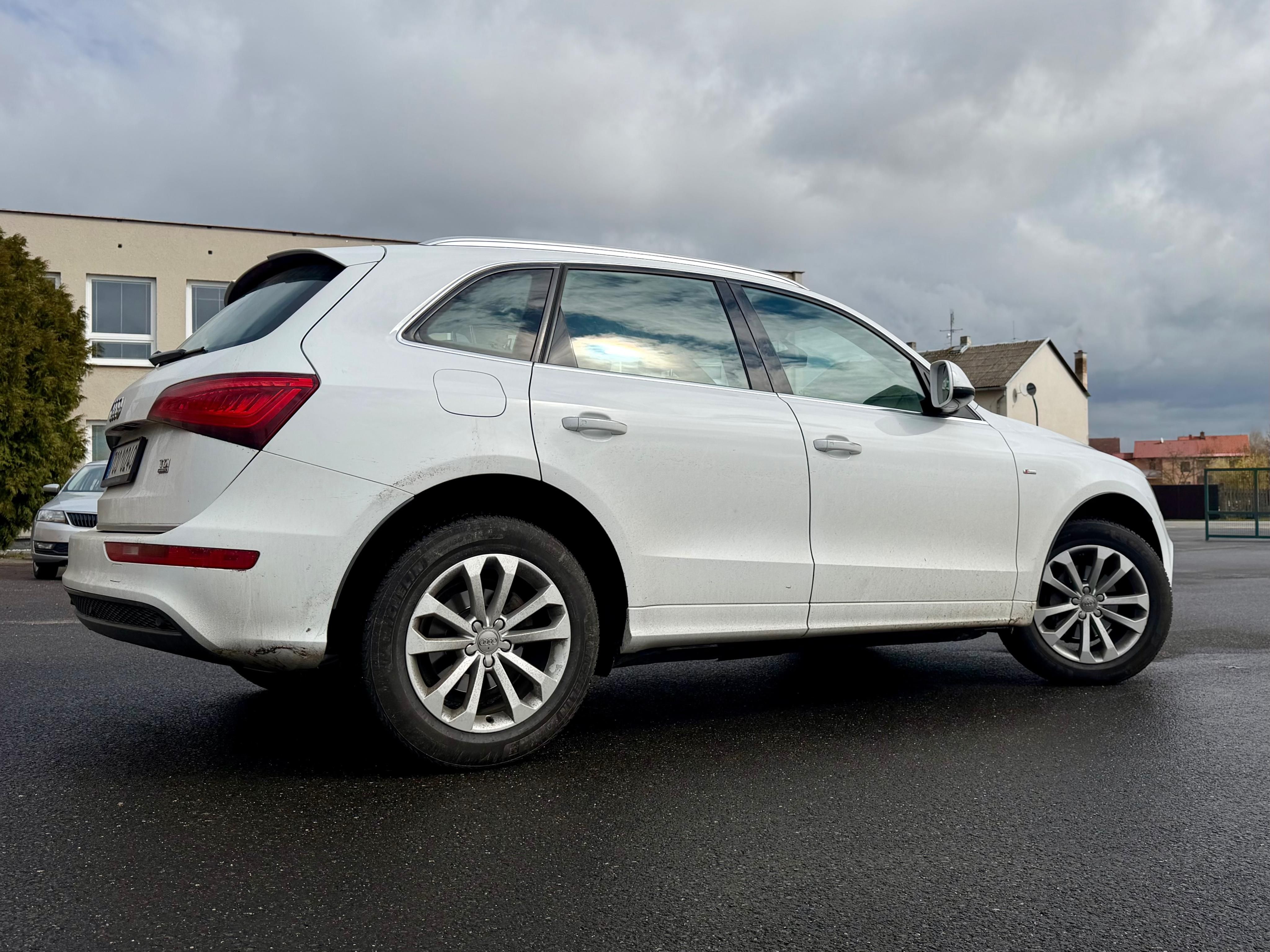 Audi Q5, 2.0 TDI 4x4 140 kW - fotka 5