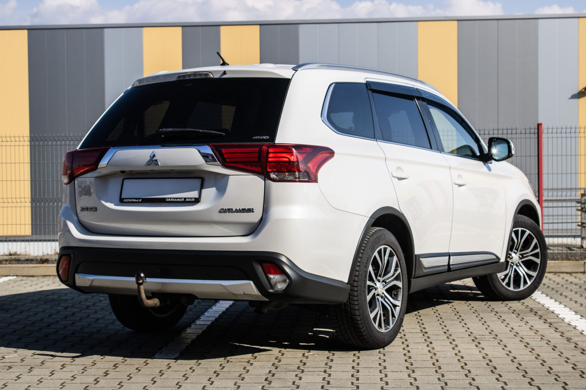 Mitsubishi Outlander - fotka 4
