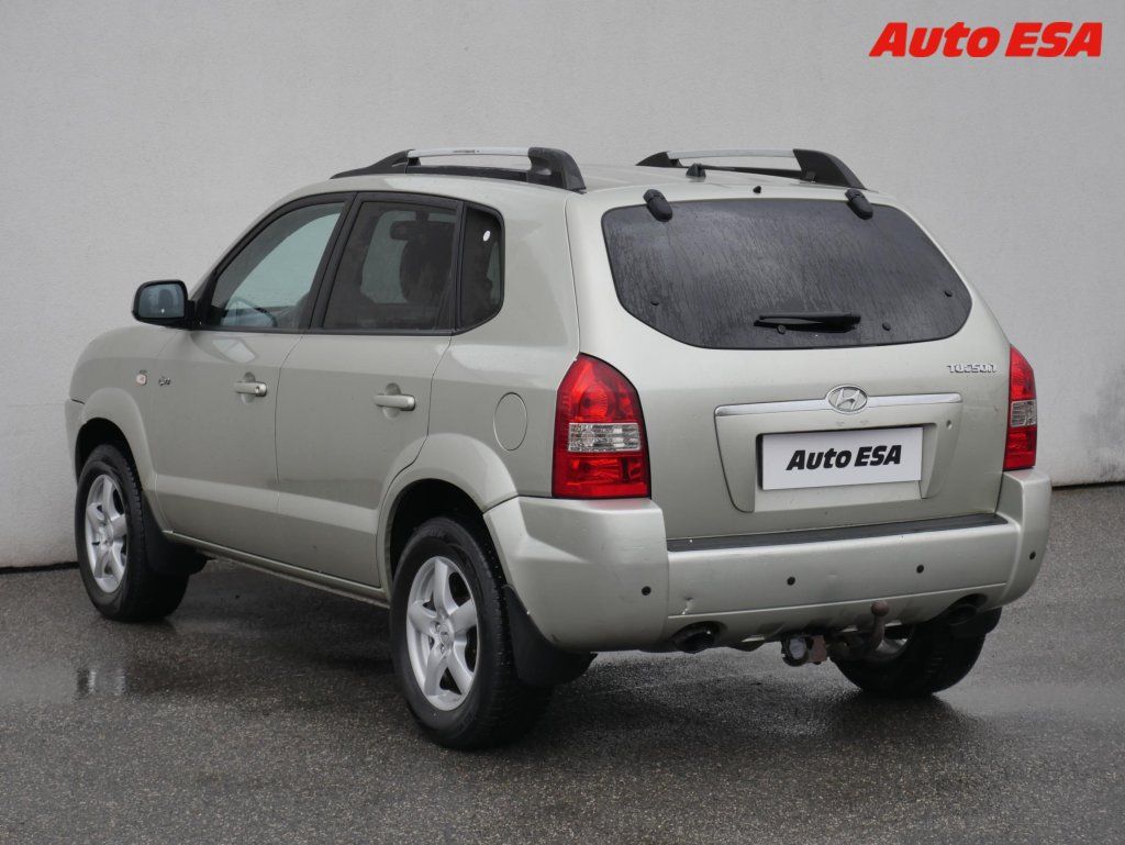 Hyundai Tucson, 2.0CRDi 4x4,TZ,výhř.sed. - fotka 6