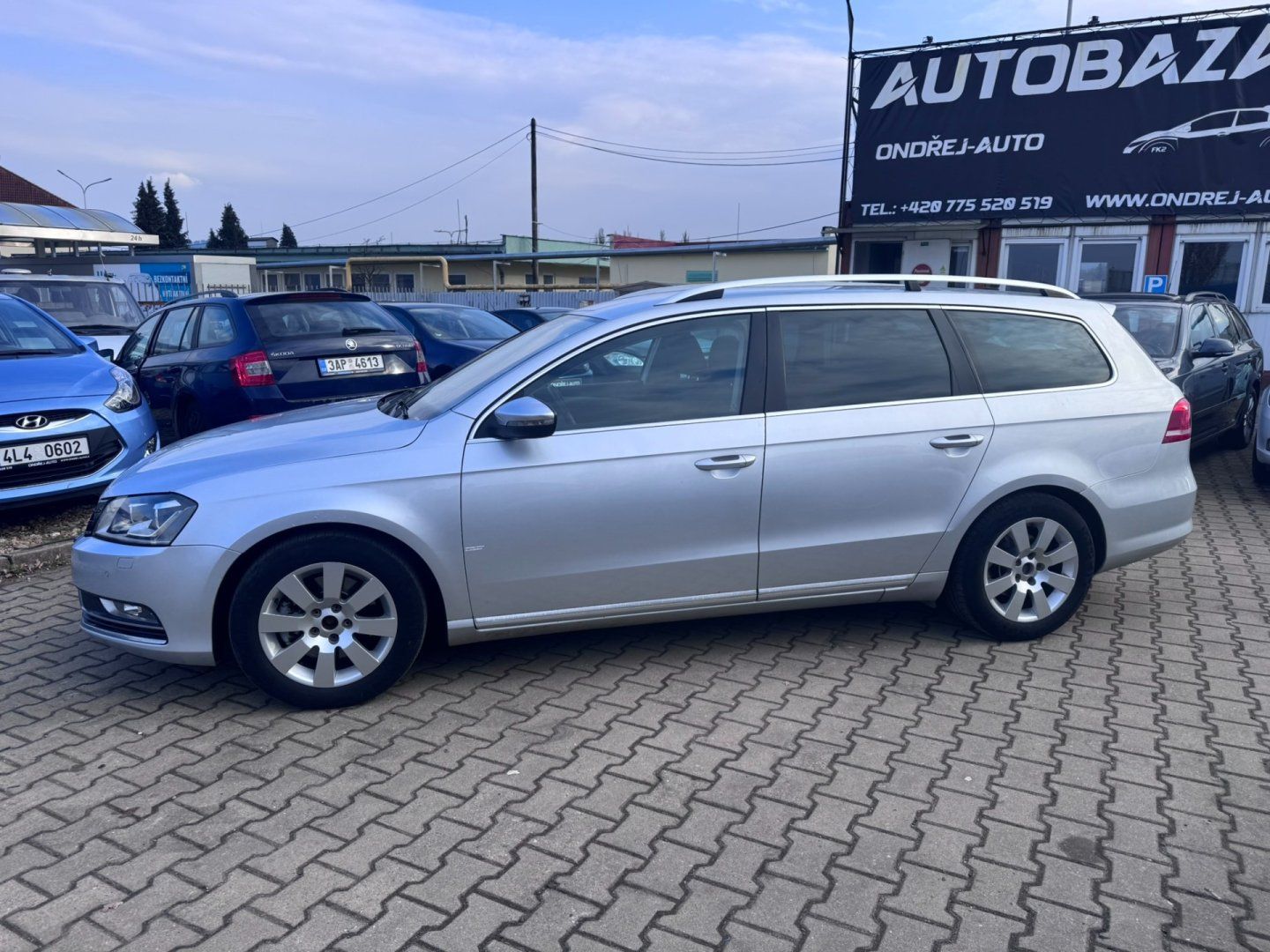 Volkswagen Passat, 1,6 TDI 77 KW KOLA STK - fotka 3