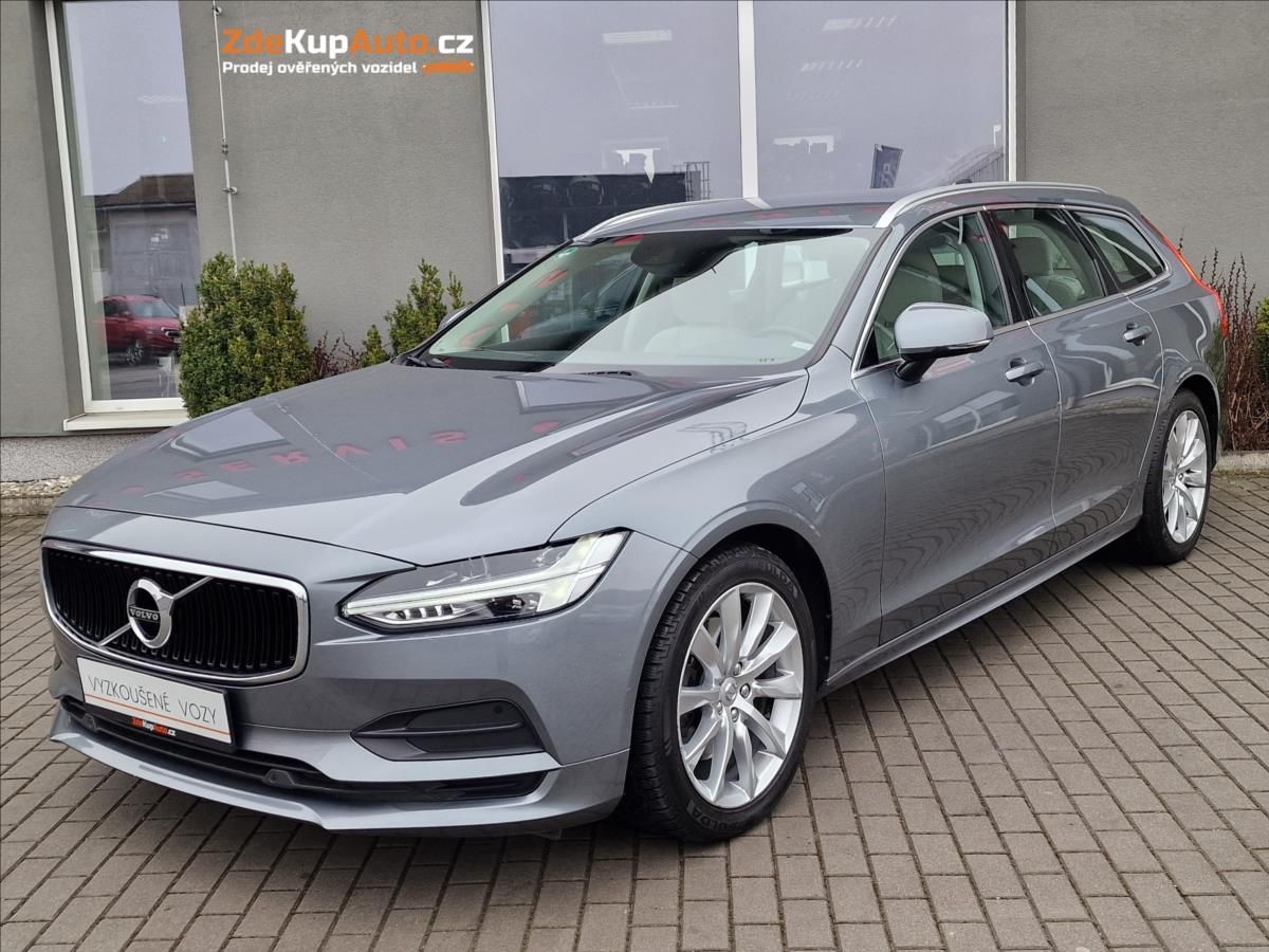 Volvo V90, 2.0 D4 Momentum Pro,ČR,1.Maj.