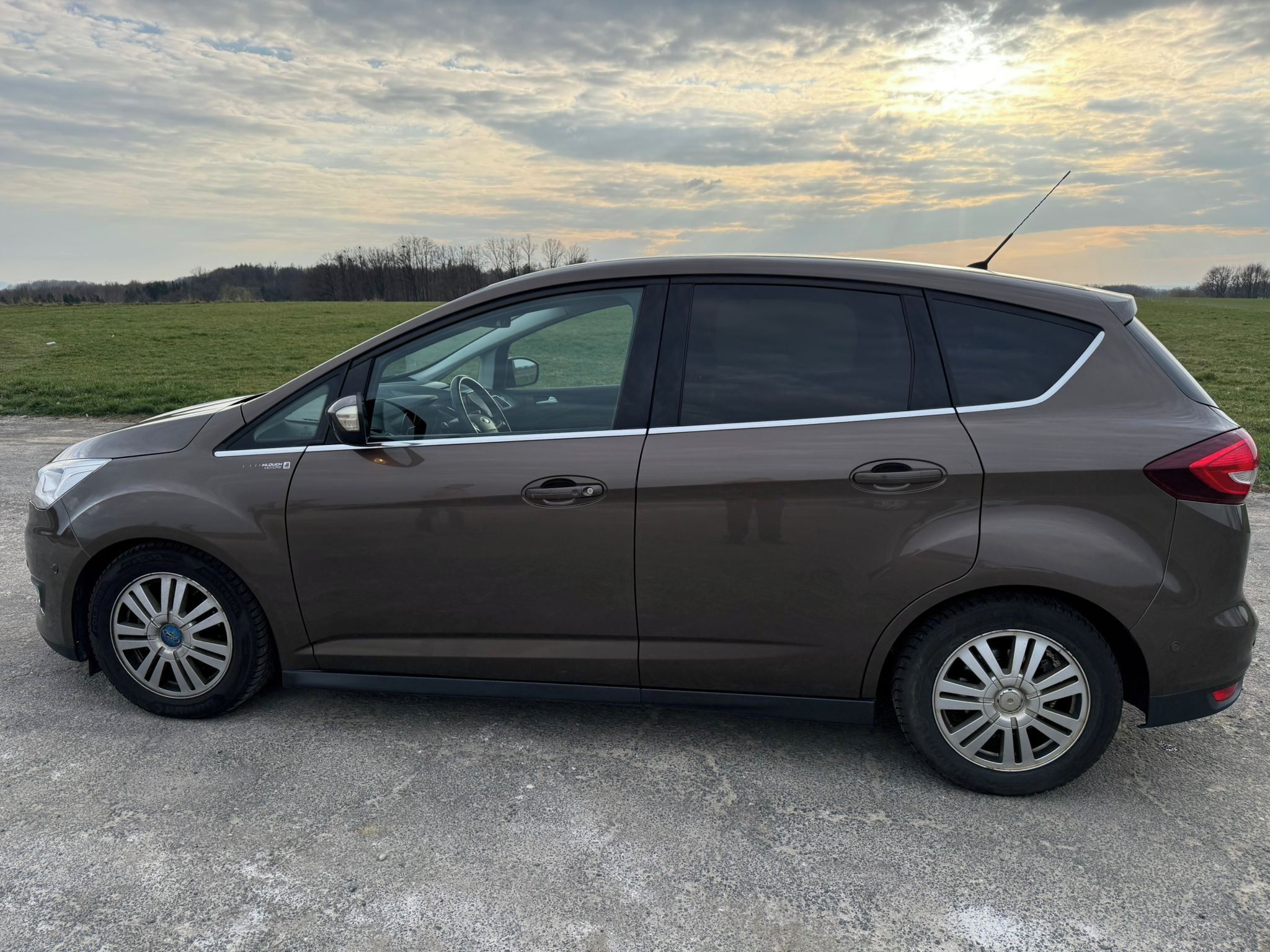 Ford C-MAX, 1.0, 92KW, TITANIUM,1. maj. ČR - fotka 3