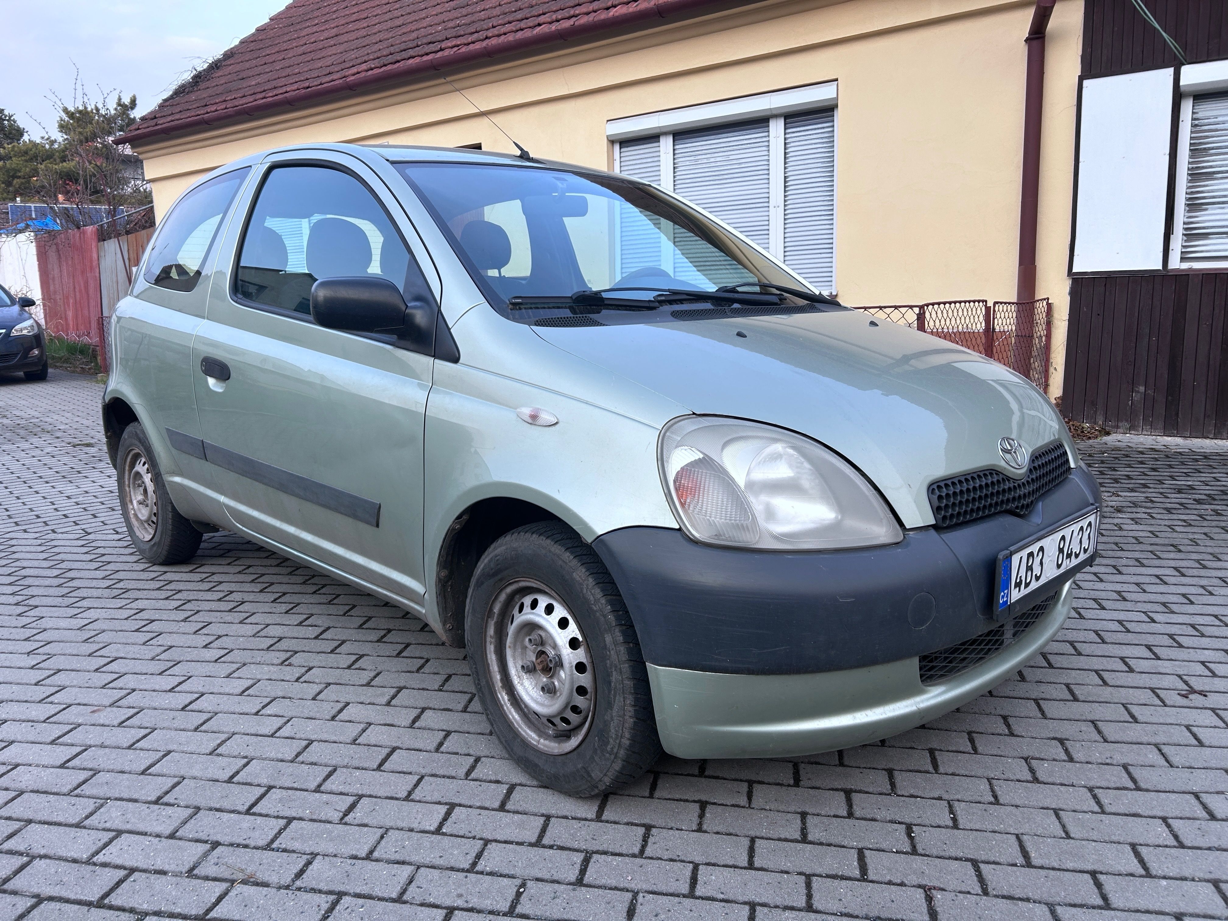 Toyota Yaris, 1,0 VVT-i - fotka 3
