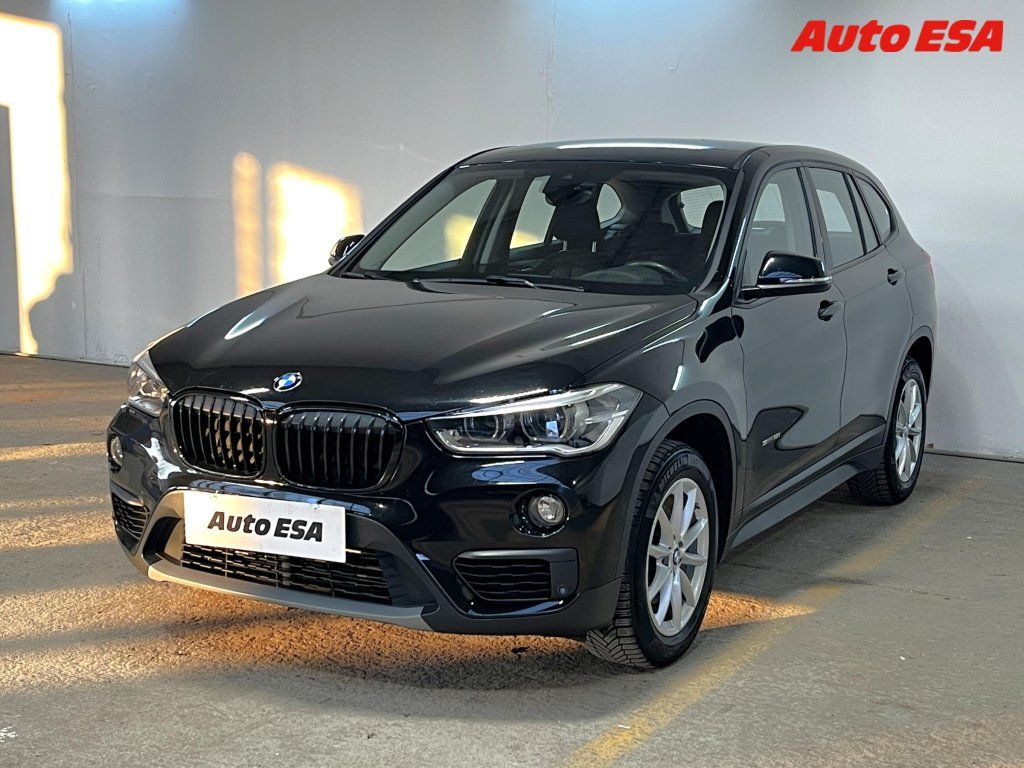 BMW X1, 1.8i,Klima - fotka 3