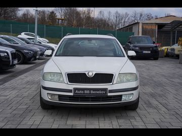 1.6 FSI/116PS/Elegance/kůže/ČR