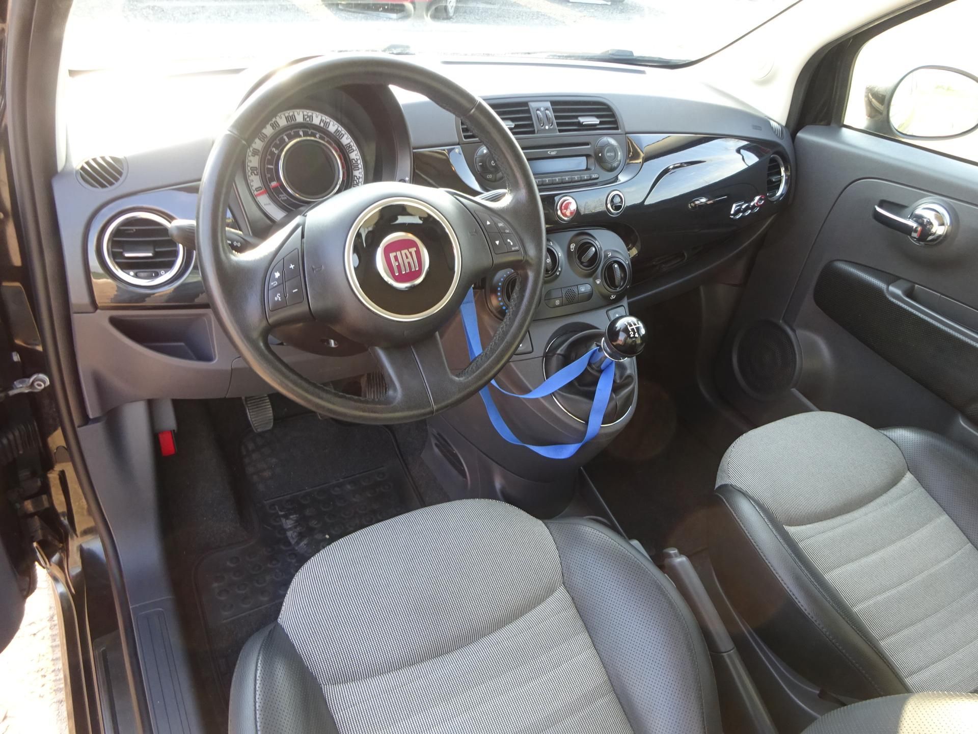 Fiat 500C, 1.2i 51kW Lounge - fotka 5