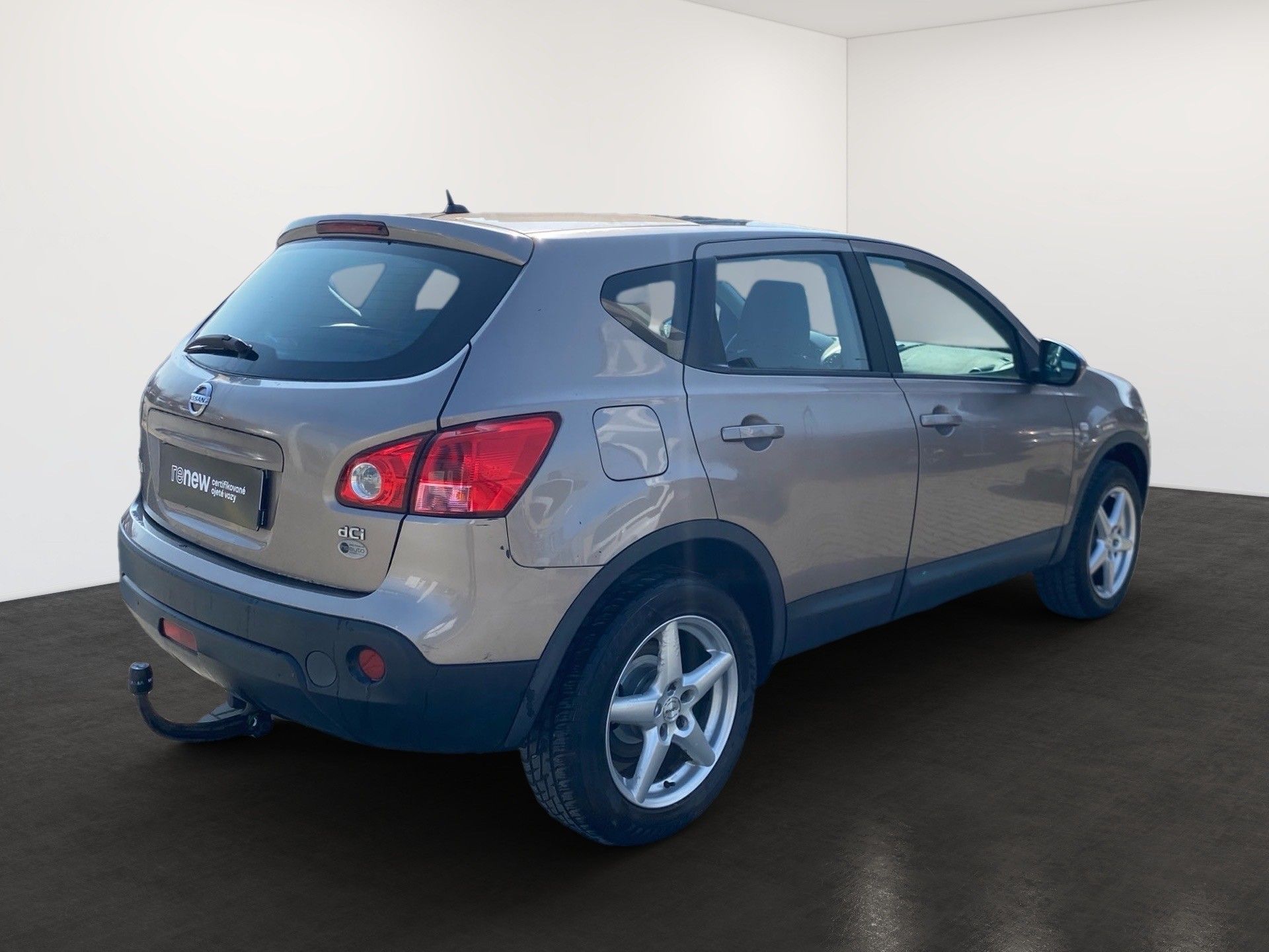Nissan Qashqai, 2.0dci 110kw, 4x4, NOVÁ STK - fotka 4