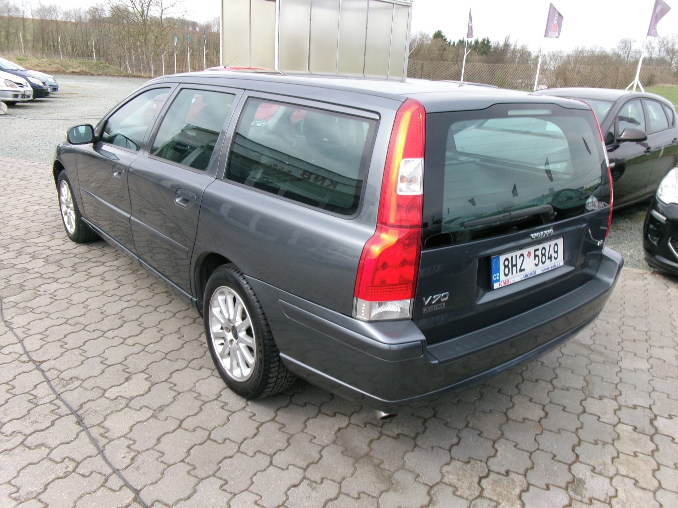Volvo V70, 2.4D 136kw,aut klima. - fotka 5