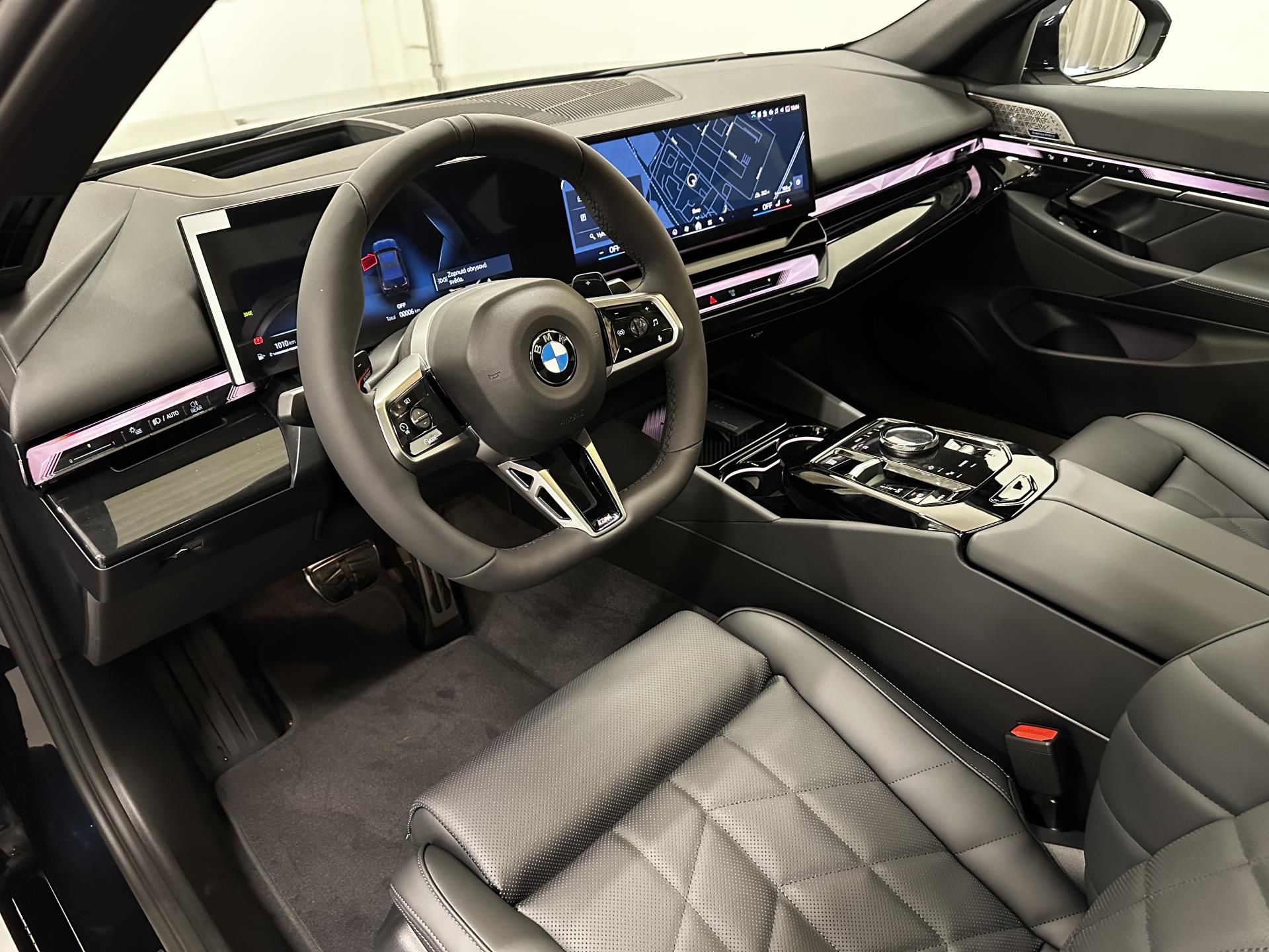 BMW Řada 5, 540d xDrive Sedan - fotka 5