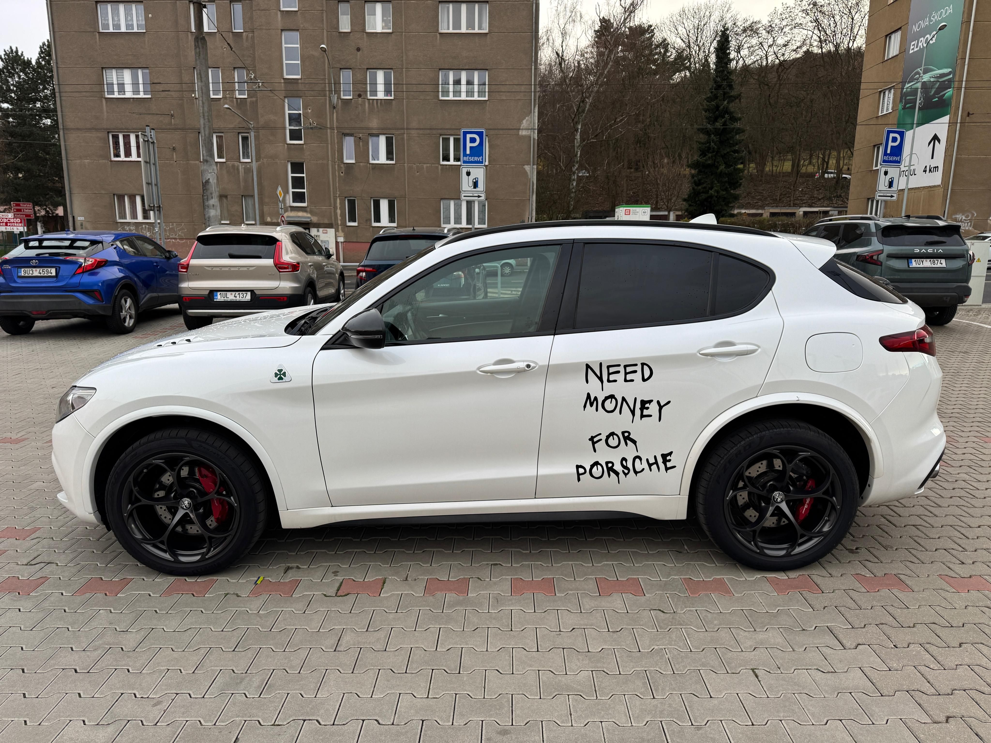 Alfa Romeo Stelvio, 2,9 V6 QV 510k AT8 ZF Q4 - fotka 5
