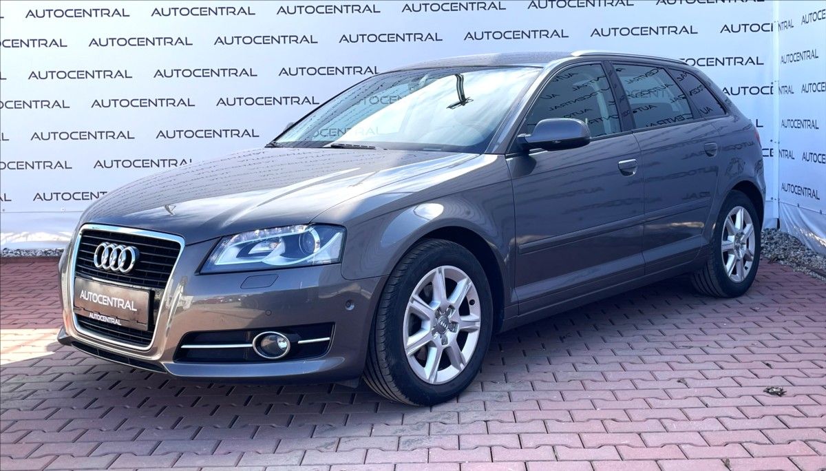 Audi A3, 1,4 TFSi,serv.kn. - fotka 3