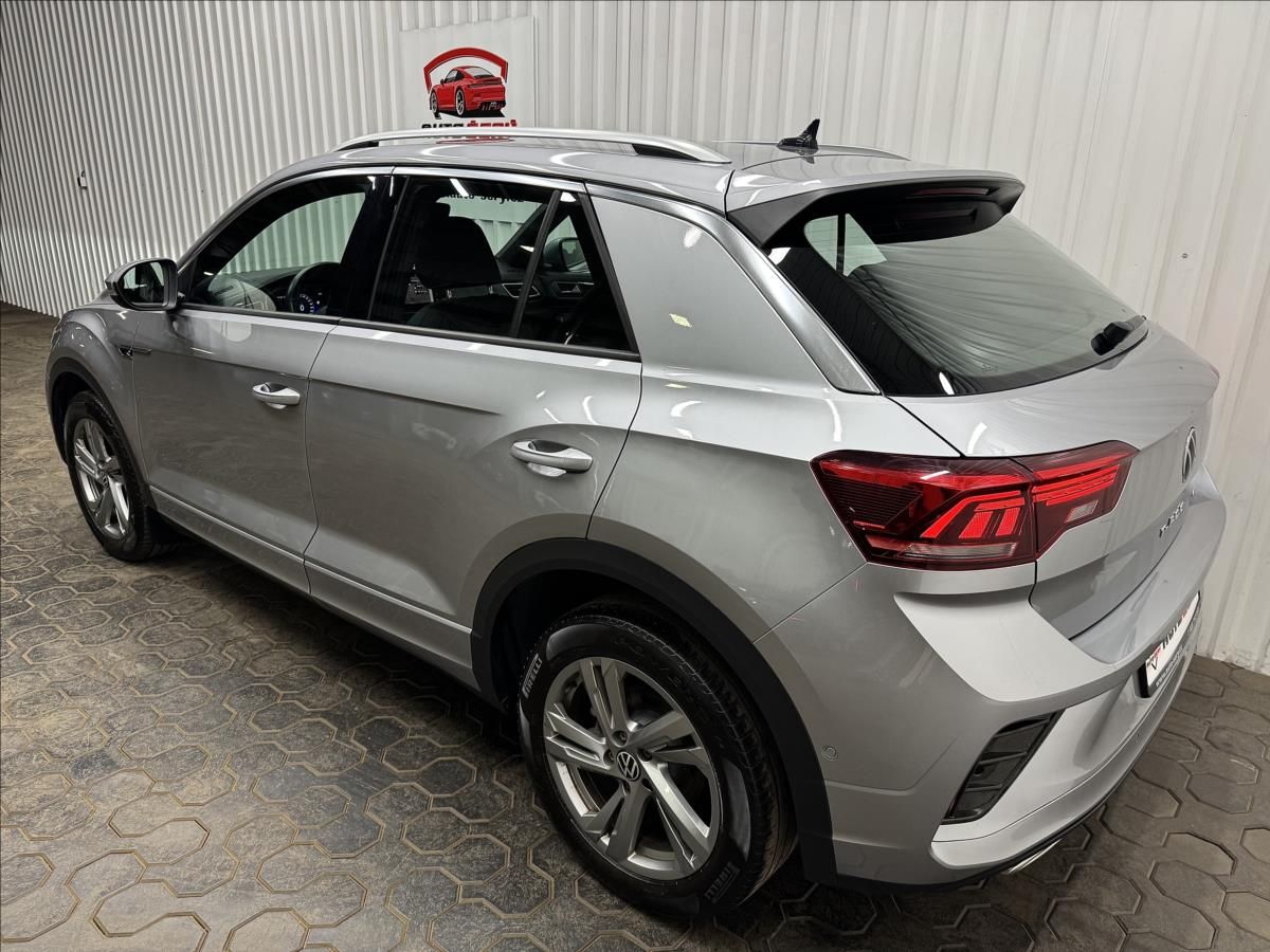 Volkswagen T-Roc, R-LINE ACC NEZ-TOP 2XALU DPH - fotka 6