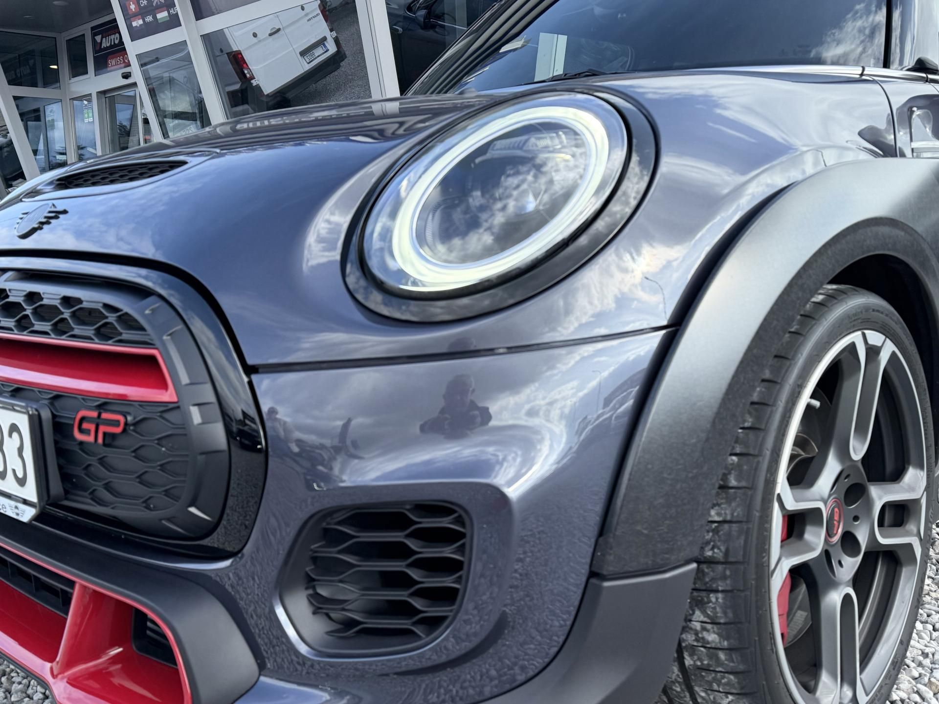 Mini Cooper S, 2,0i John Cooper Works GP ! - fotka 2