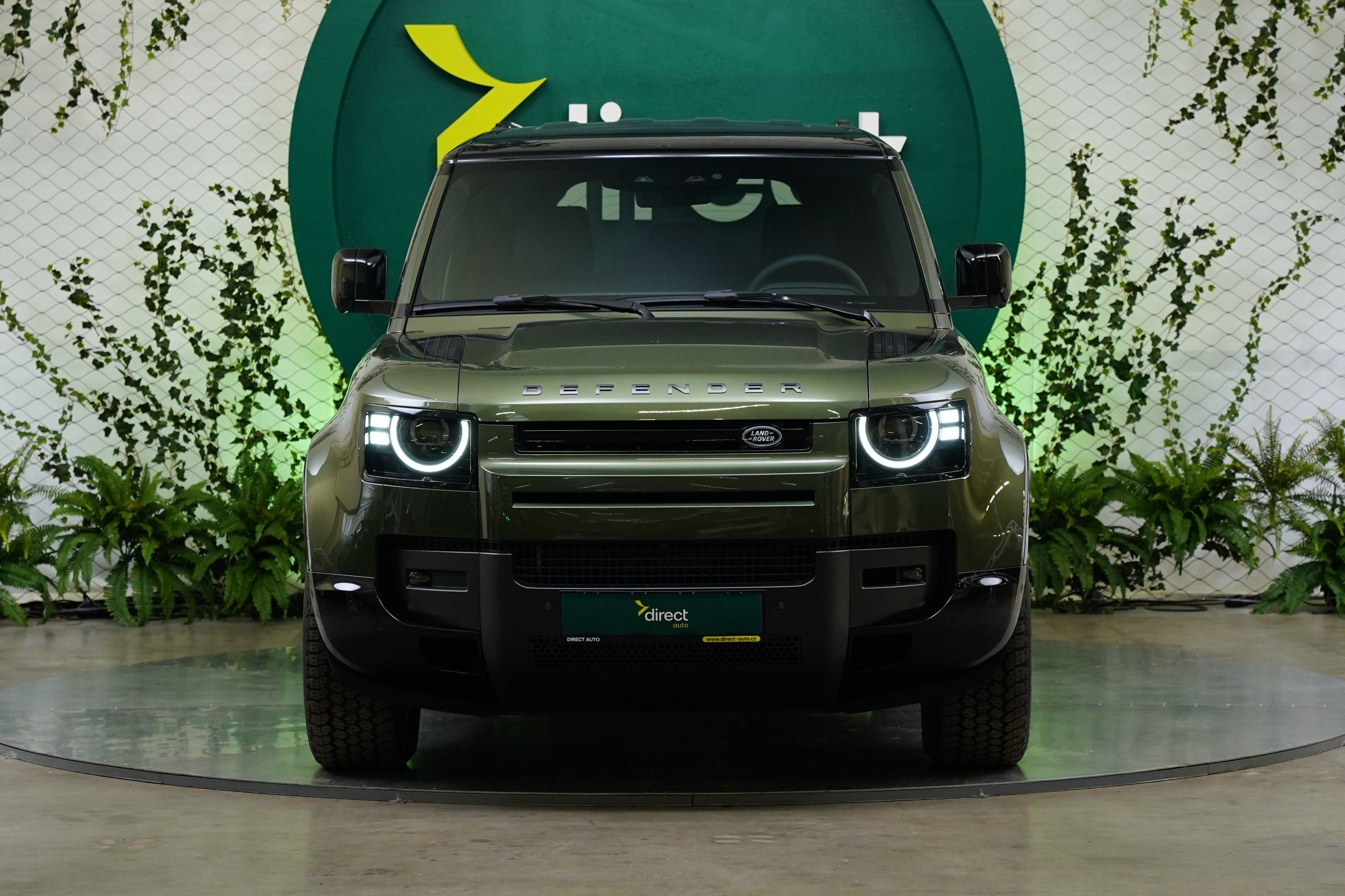 Land Rover Defender, 110 D350 257 kW X-Dynamic SE - fotka 4