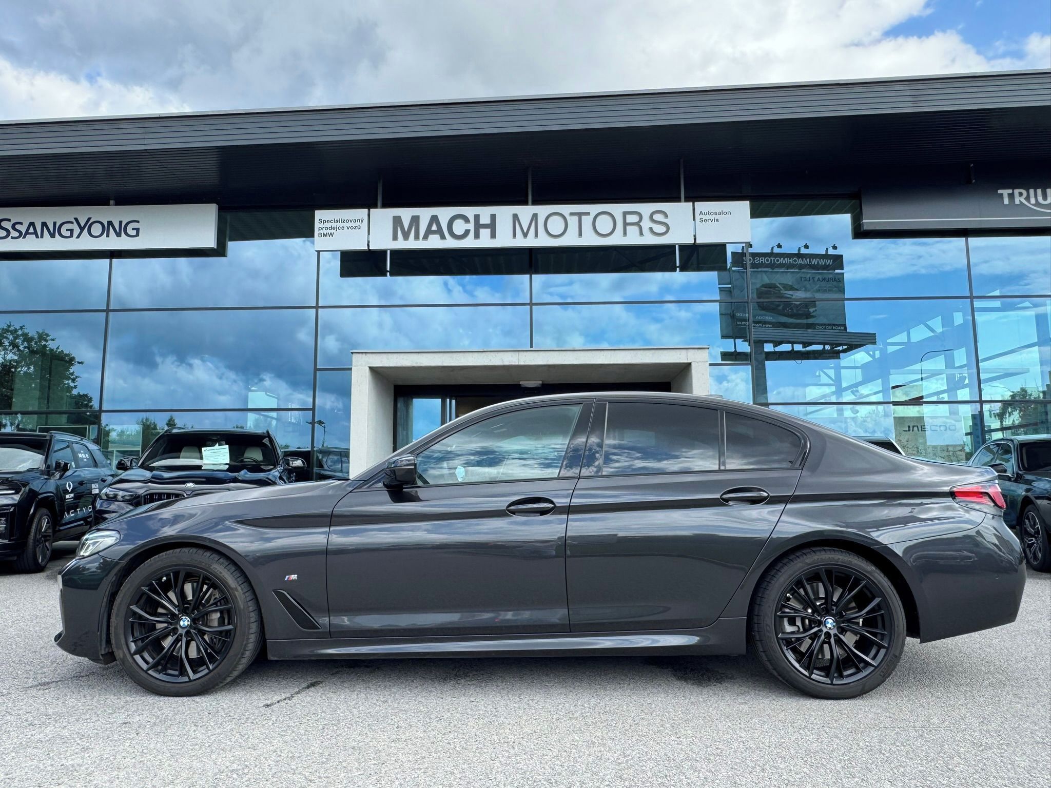 BMW Řada 5, 530d xDrive El. tažné TOP stav - fotka 5