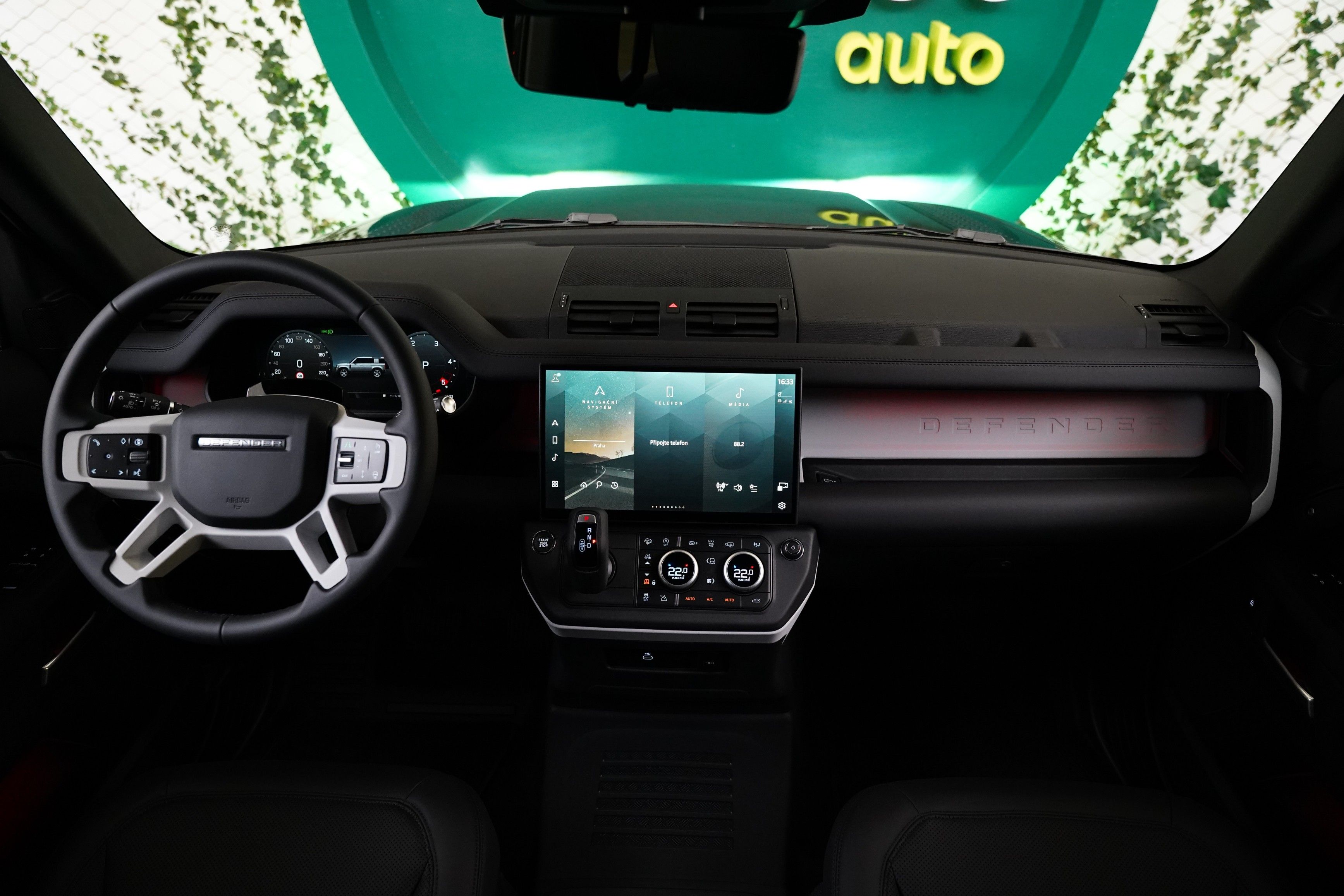 Land Rover Defender, 110 D350 257 kW X-Dynamic SE - fotka 5