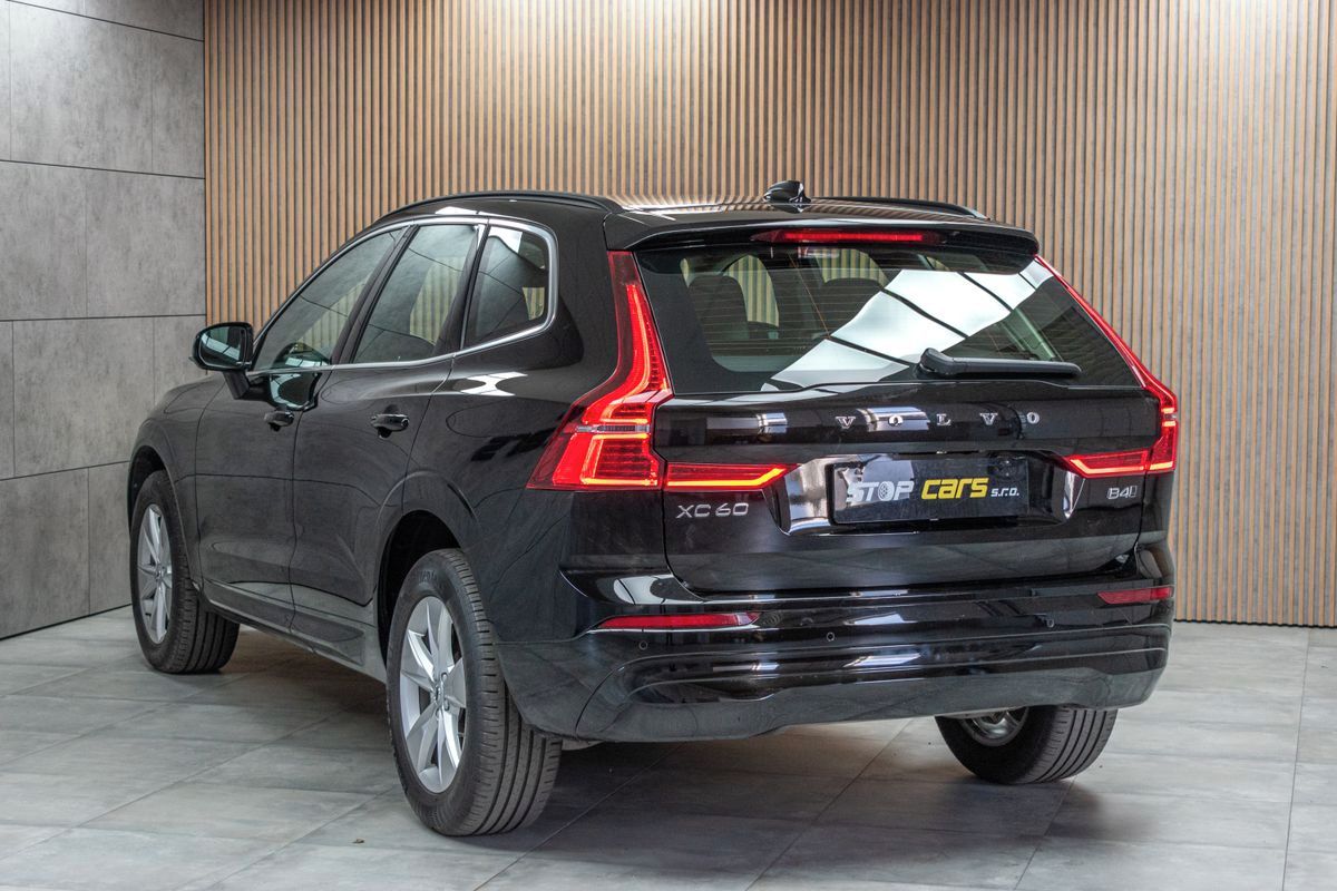 Volvo XC60, B4 AWD KESSY*MATRIX*VÝHŘEV* - fotka 4