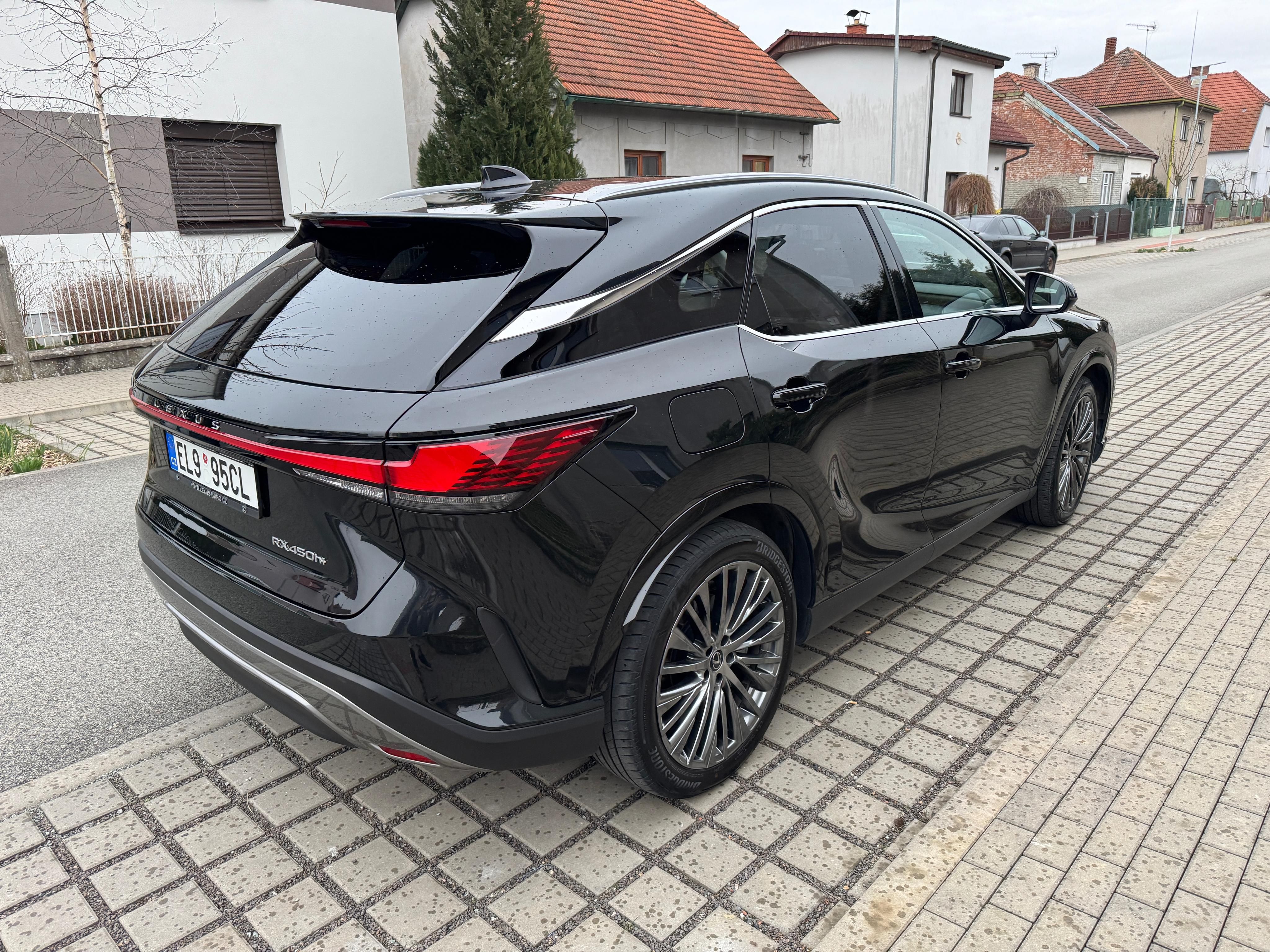 Lexus RX 450h+, LUXURY TOP +tažné +záruka 3+2 - fotka 3
