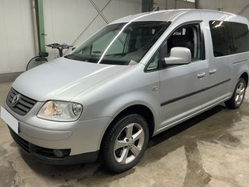 MAXI 2.0 Tdi 103KW PLNÁ VÝBAVA