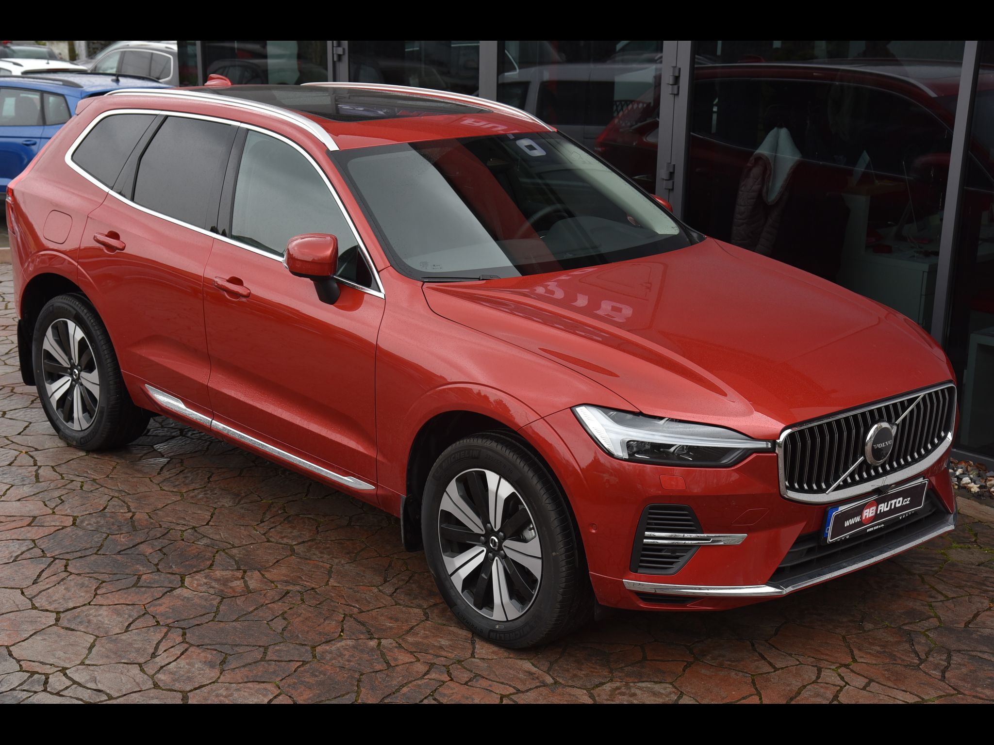 Volvo XC60, T6 186 kw eAWD