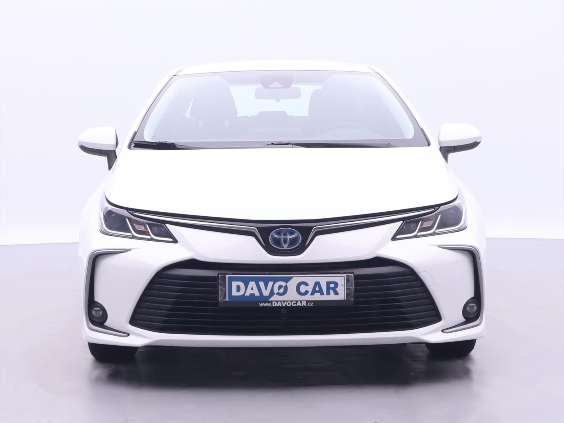 Toyota Corolla, 1,8 HB Active Aut. DPH CZ 1.Ma - fotka 2