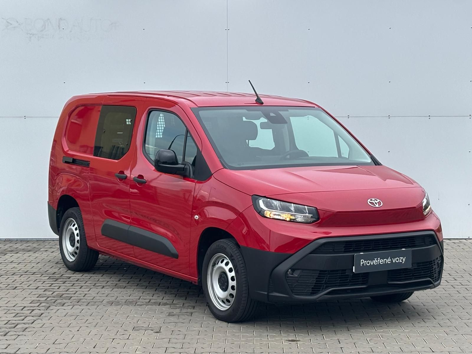 Toyota Proace City, 1.5 D-4D Extra CrewCab Active - fotka 6