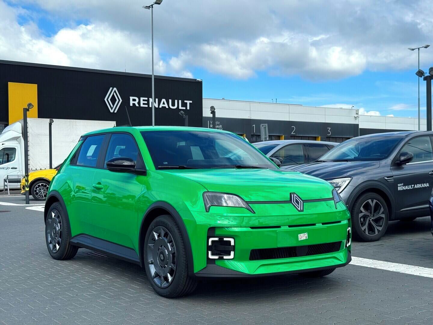 Renault R5, E-TECH Evolution 40kWh   90 kW - fotka 4