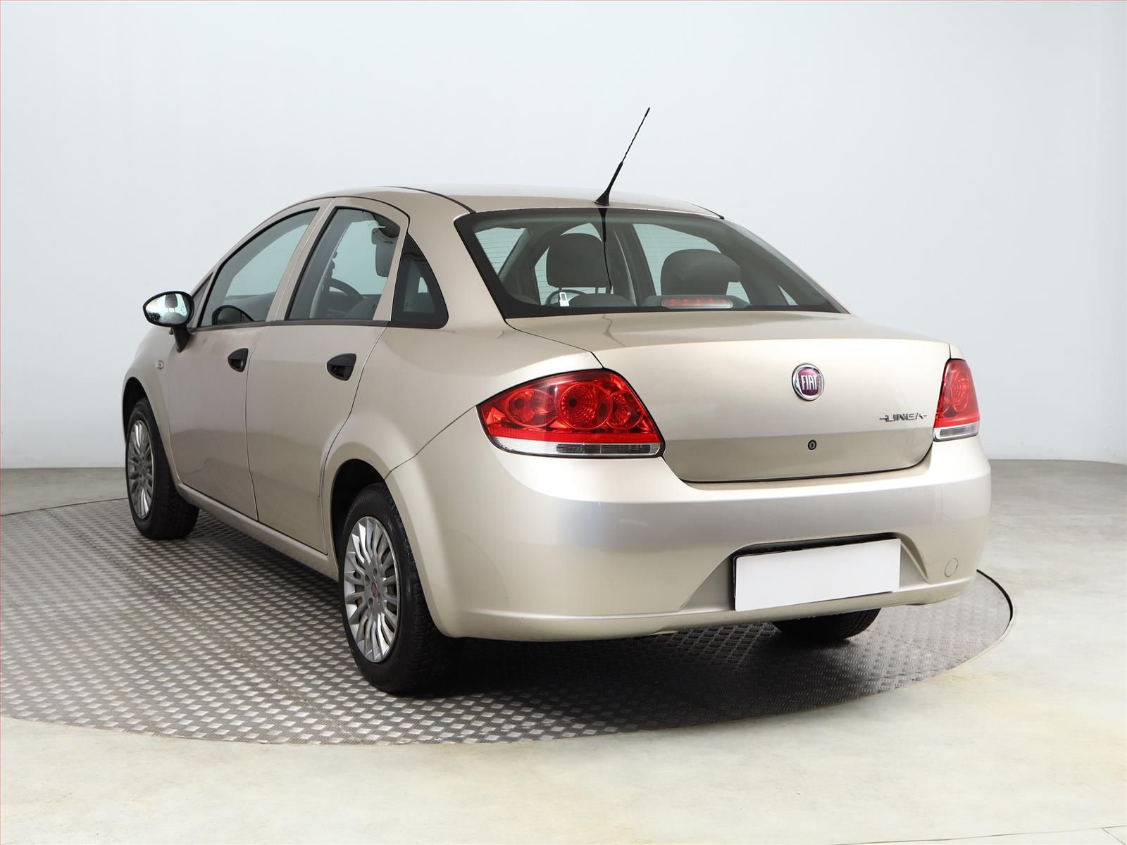 Fiat Linea, 1.4, ČR,1.maj, Serv.kniha - fotka 4
