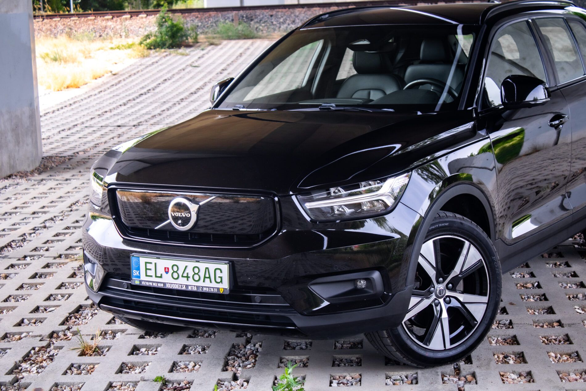 Volvo XC40 - fotka 2