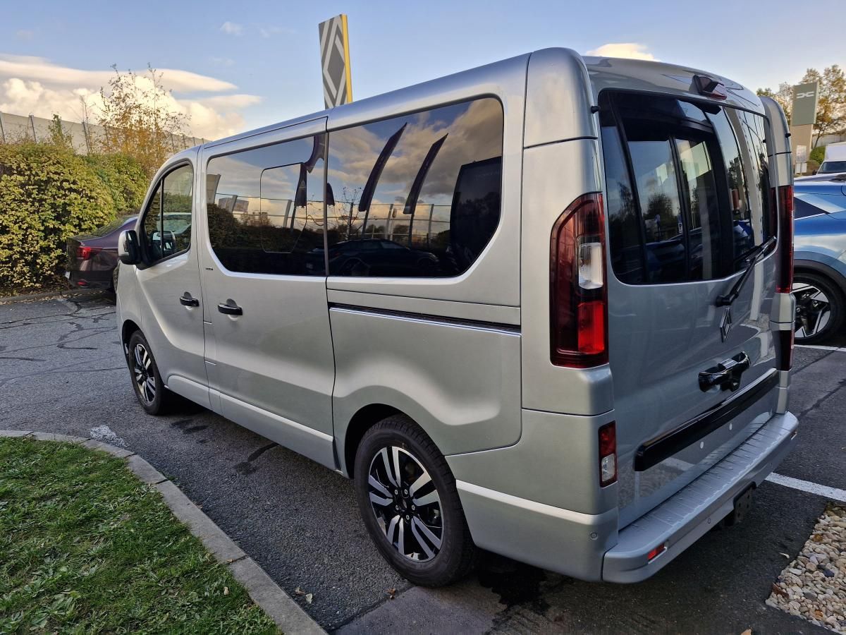 Renault Trafic, L1 SpaceClass Automat 7 míst - fotka 4
