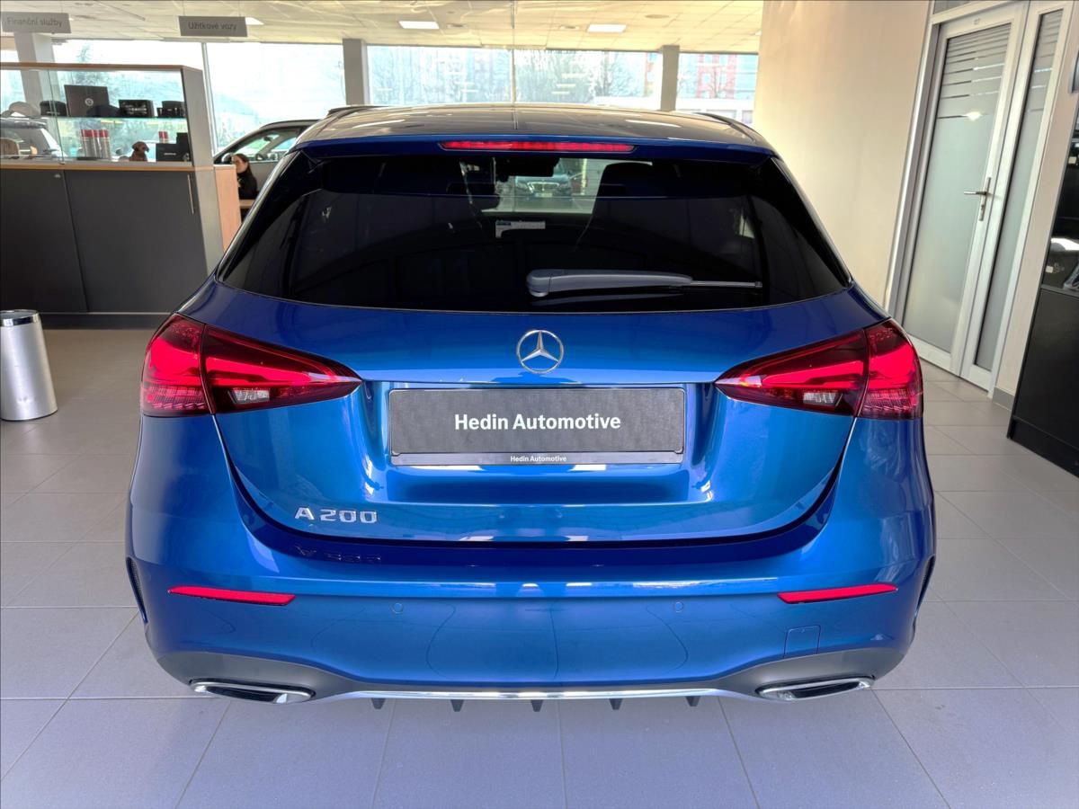 Mercedes-Benz Třídy A, . A 200 - fotka 5
