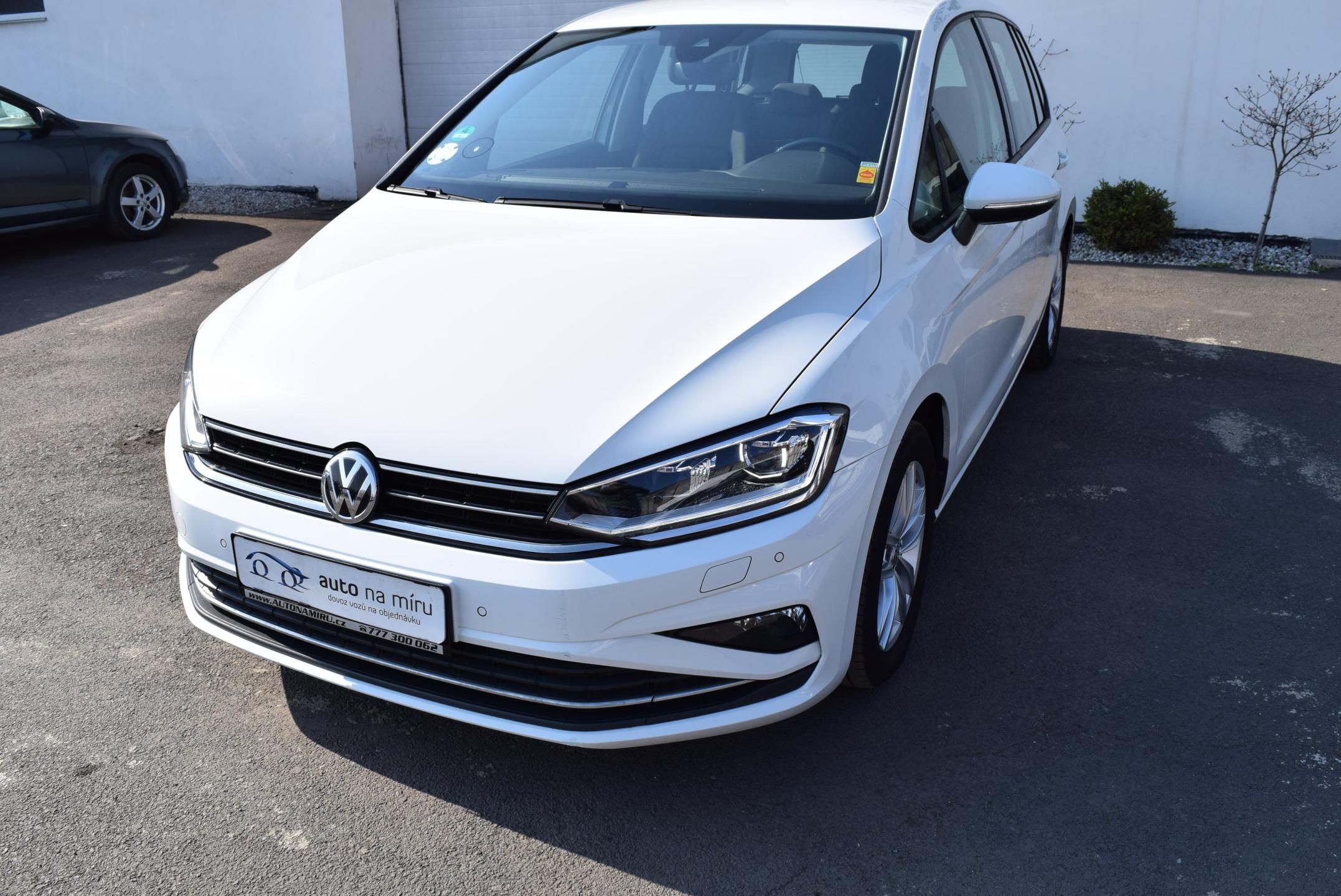 Volkswagen Golf Sportsvan, 1.5TSI EVO 110kw DSG LED TAŽNÉ - fotka 2
